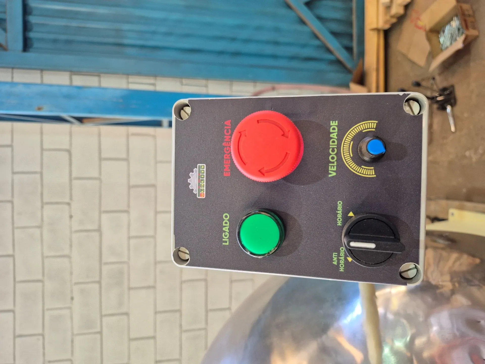 drageadeira-lisa-inox-cap-250-litros