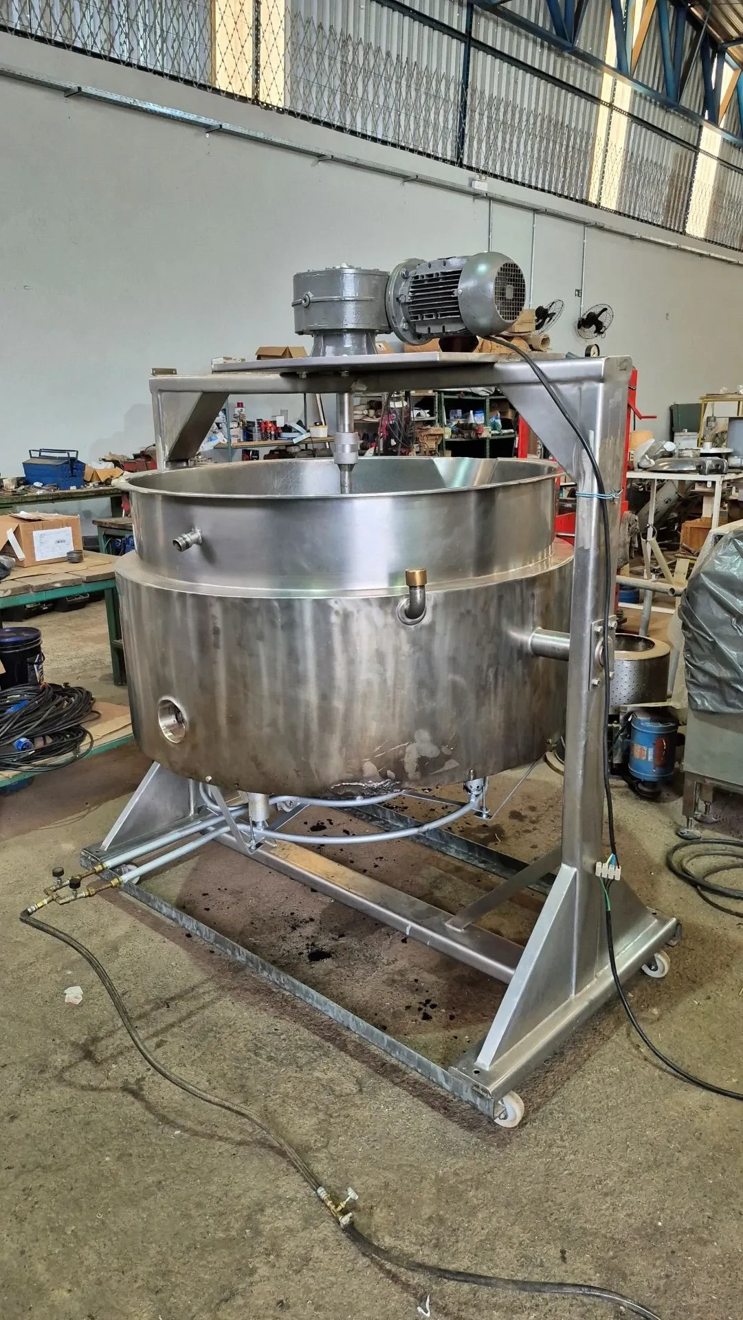 cozinhador-a-gas-capacidade-600-lit