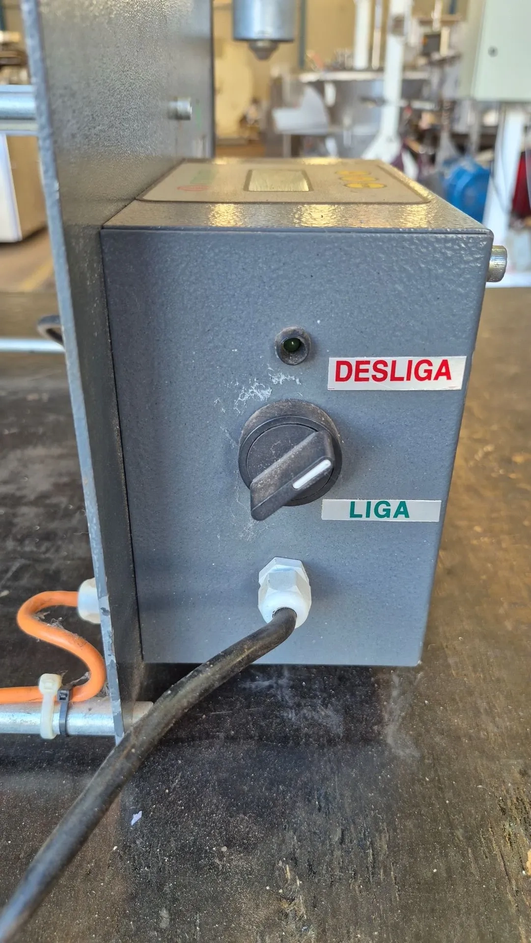 rotuladora-semiautomatica-marca-codatec