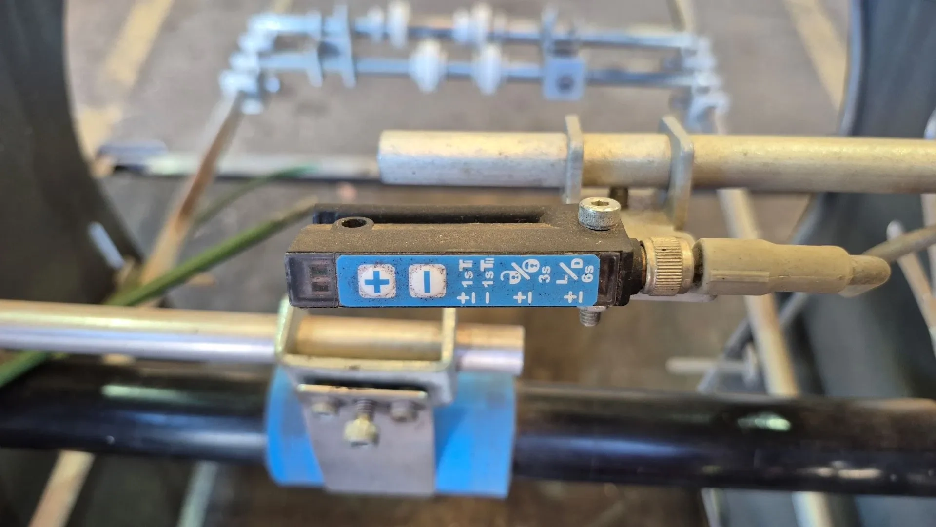 rotuladora-semiautomatica-marca-codatec