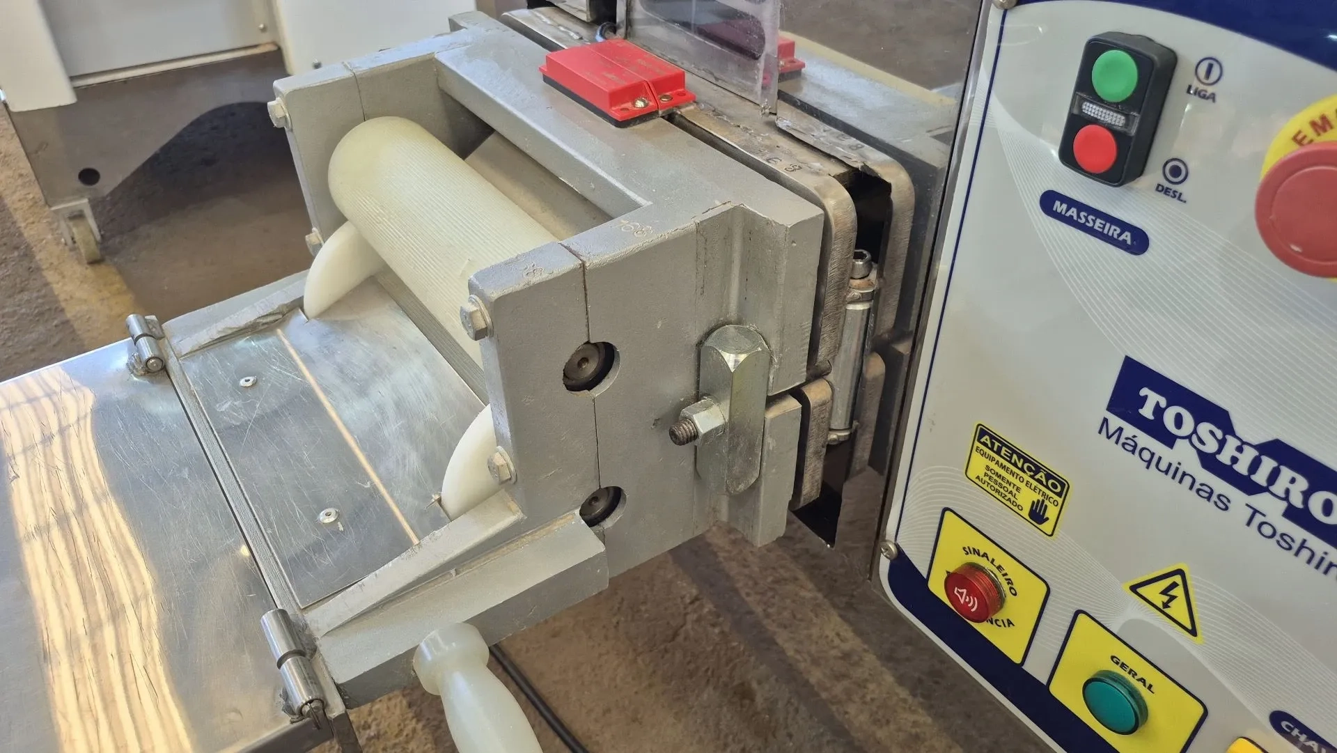 compactadeira-compactadora-masseira