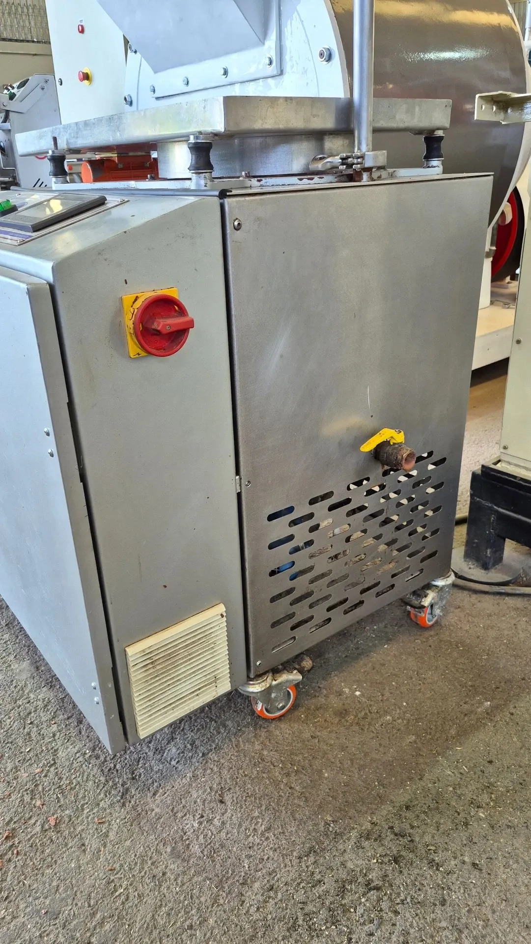 temperadeira-chocolate-com-mesa-vibrat