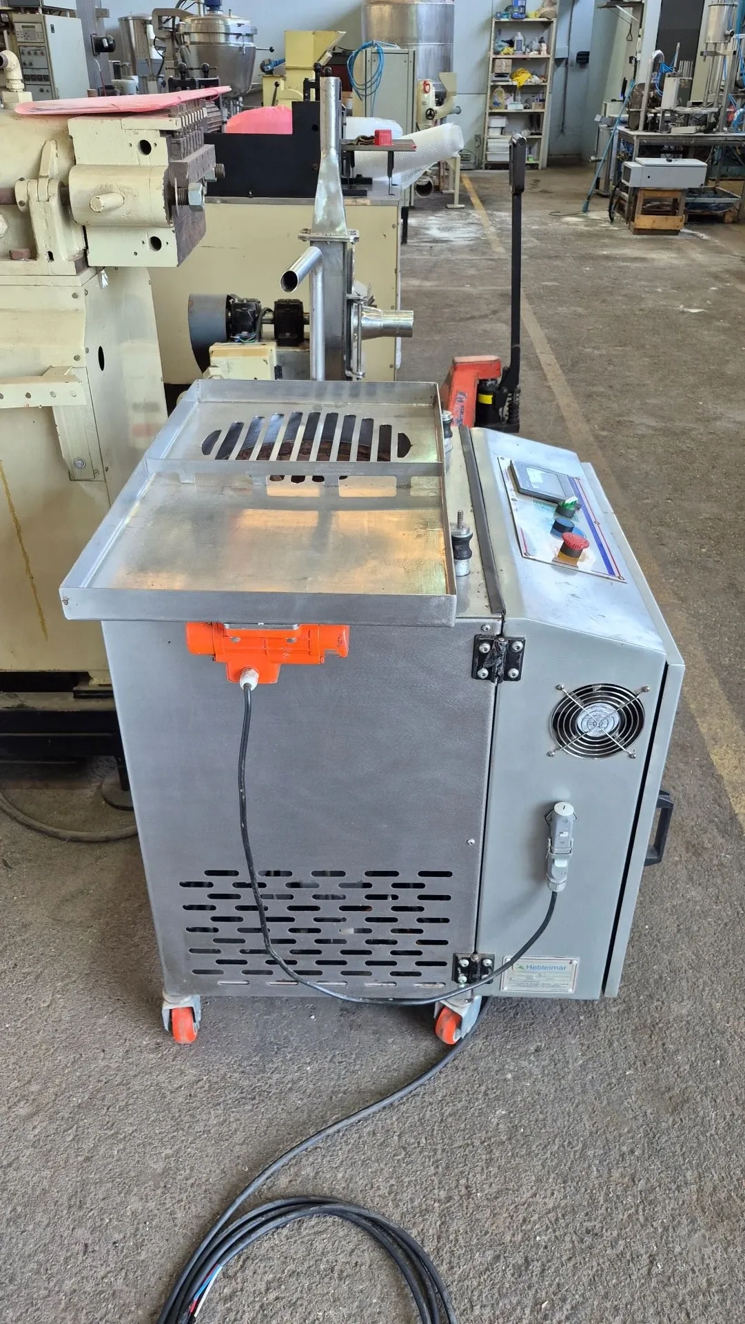 temperadeira-chocolate-com-mesa-vibrat