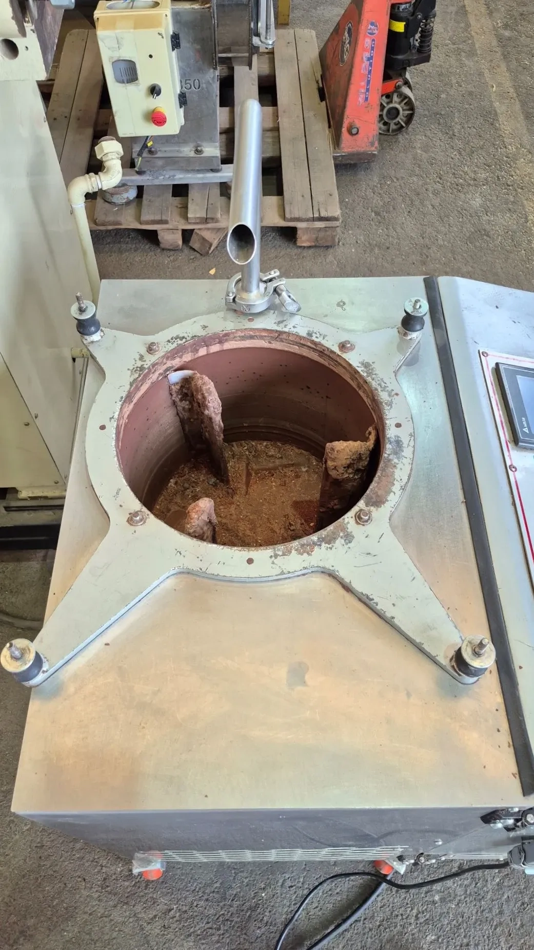 temperadeira-chocolate-com-mesa-vibrat