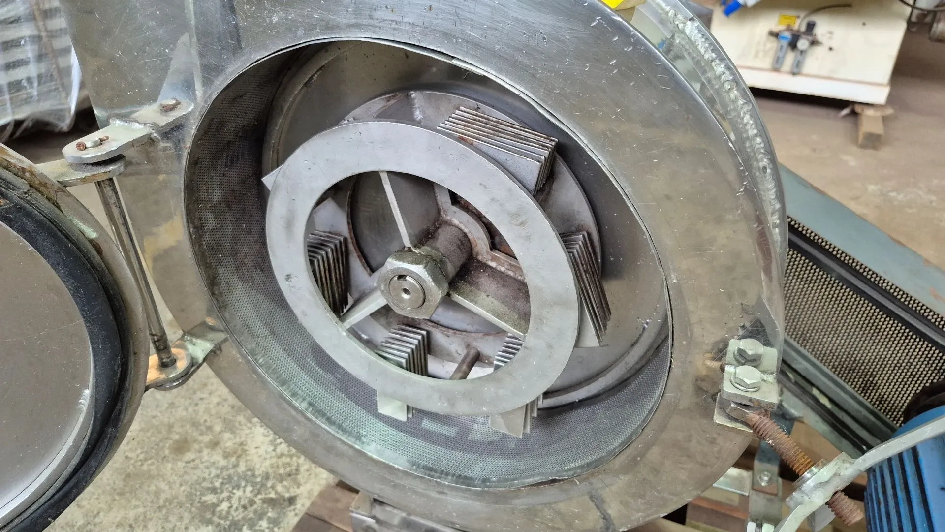 moinho-de-martelo-marca-vieira-1