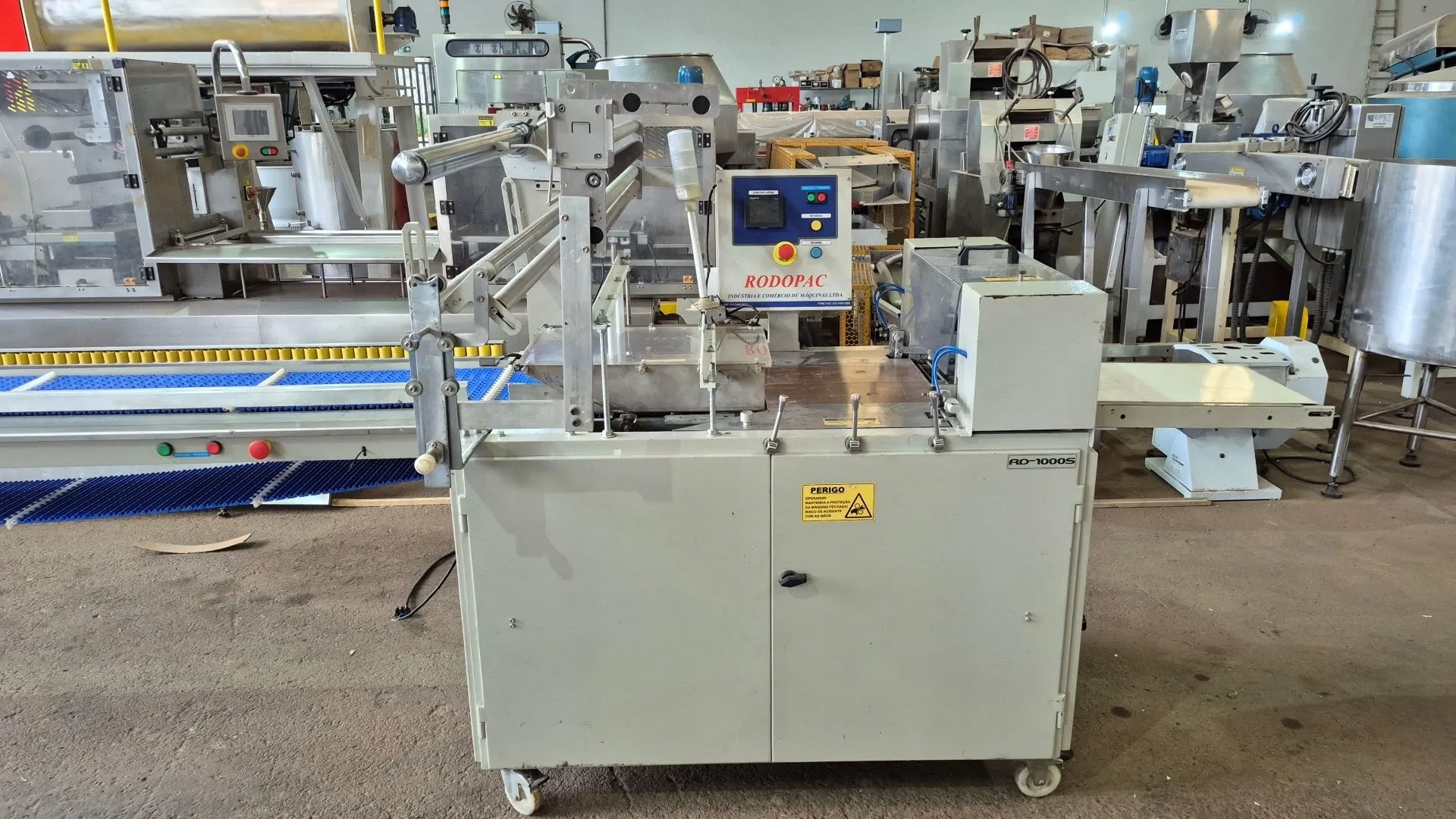 embaladora-flow-pack-paes-marca-rodopack