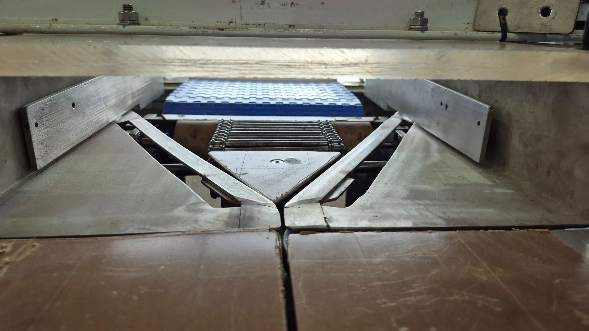 embaladora-flow-pack-paes-marca-rodopack