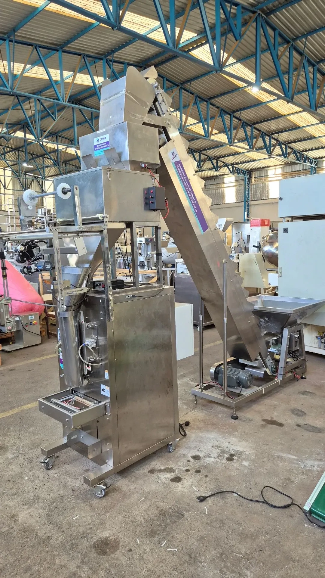 empacotadora-automatica-vertical-marca-cetro