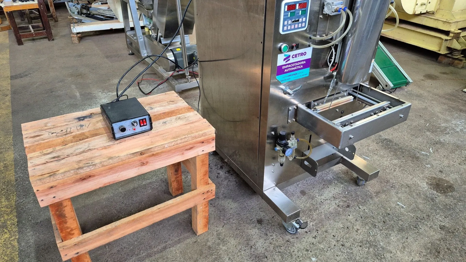 empacotadora-automatica-vertical-marca-cetro