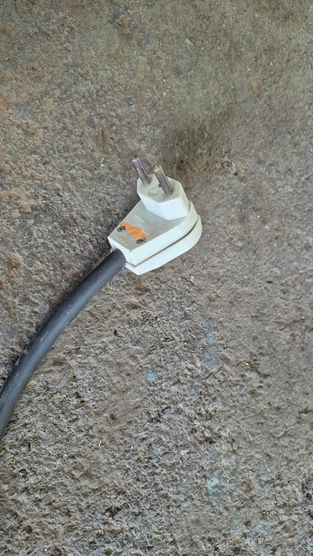 abridora-de-massa-de-pizza-marca-rheon-modelo-pizza-spinner-pm-001