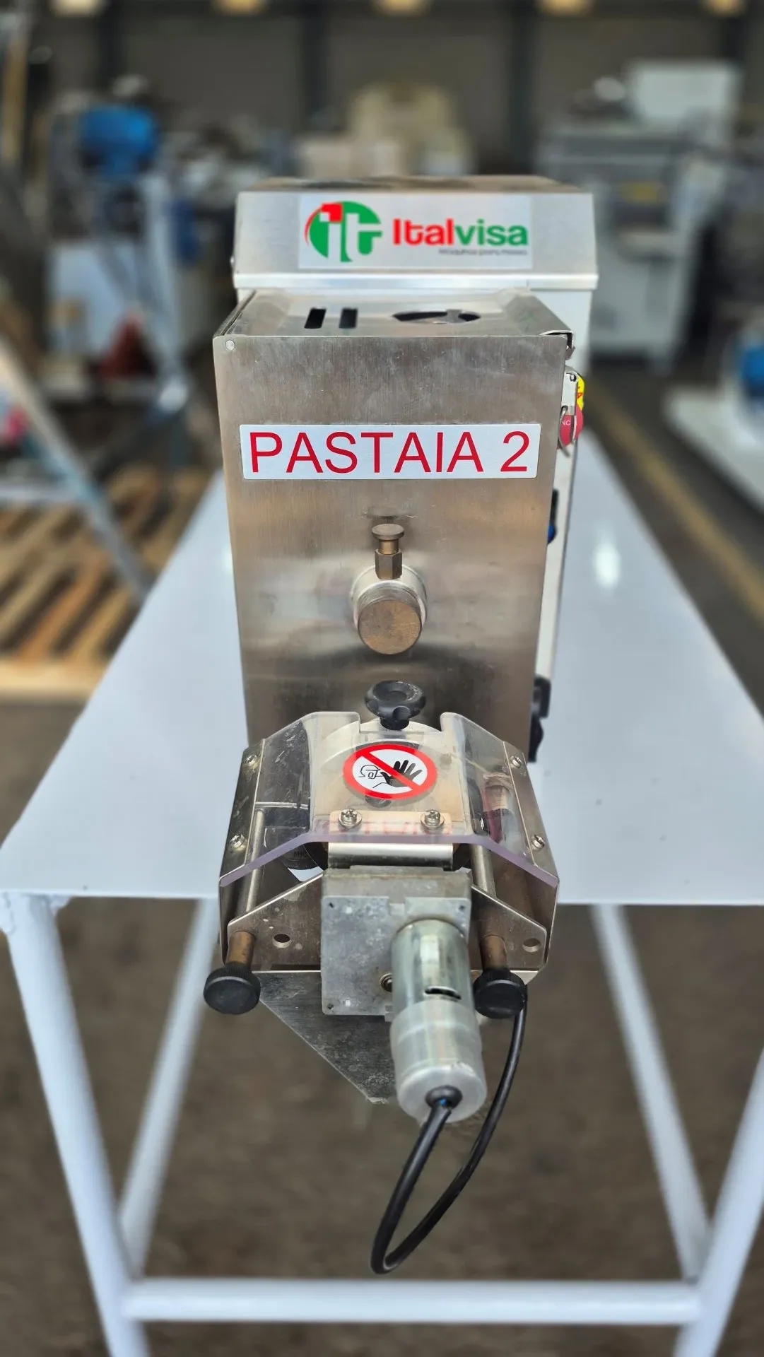 extrusora-de-massas-marca-italvisa-modelo-pastaia-2-1