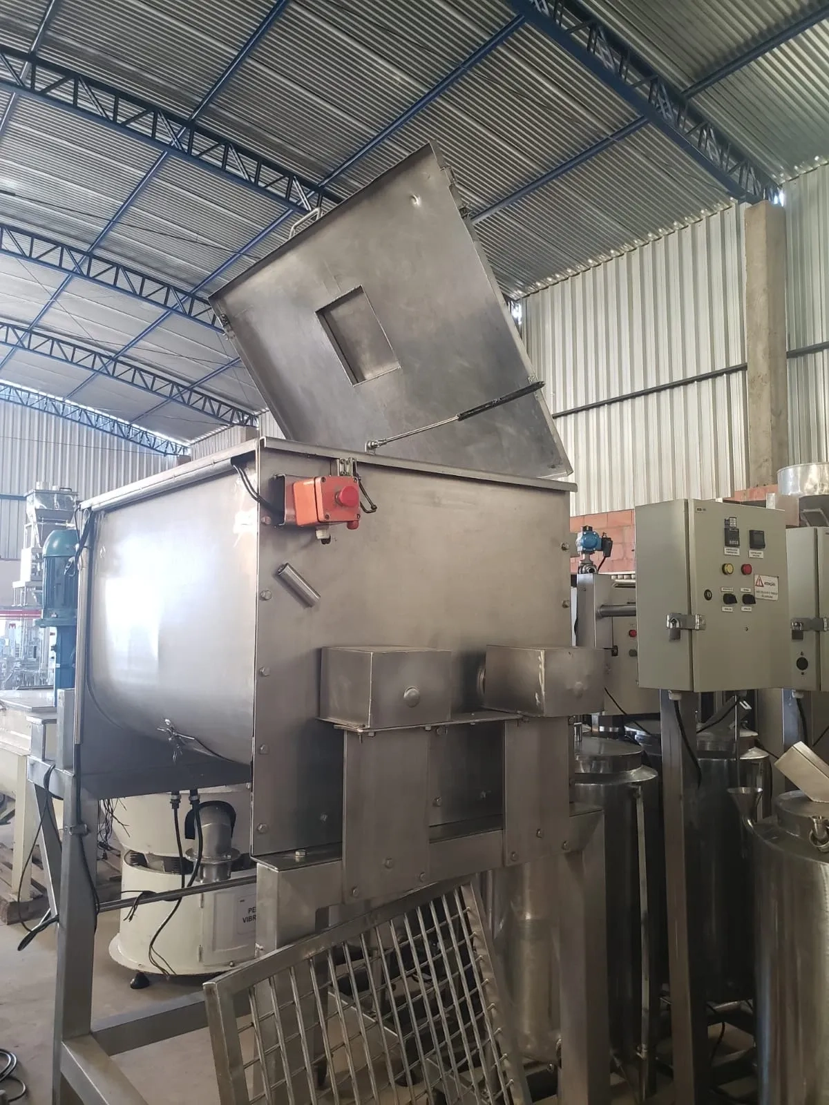 linha-fabric-granul-choc-macio-24-toneladas