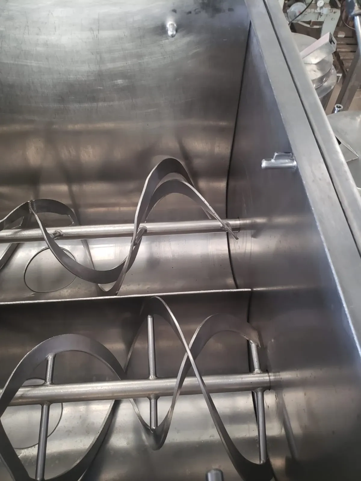 linha-fabric-granul-choc-macio-24-toneladas