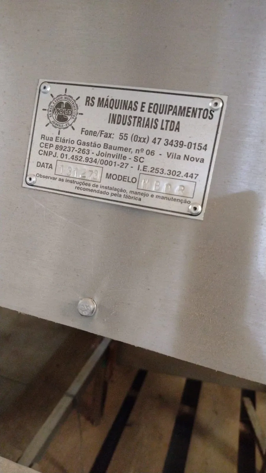 descascadora-e-classificadora-de-camarao-e-frutos-do-mar-marca-rs-maquinas-e-equipamentos-industriais-ltda