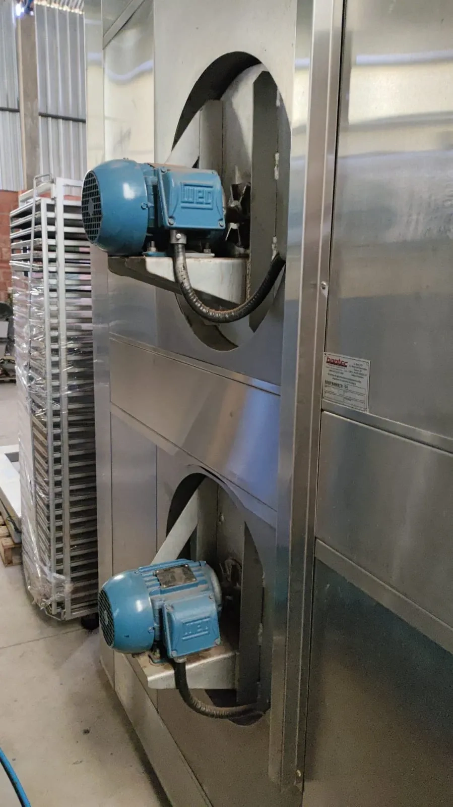 forno-rotativo-a-gas-em-inox-com-carrinho-duplo-marca-supremax