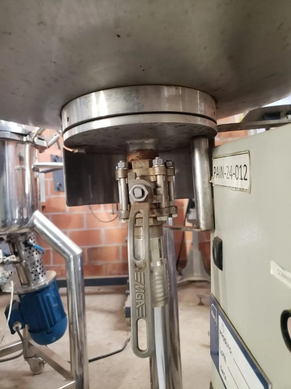 tanque-triturador-homogeneizador-em-aco-inox