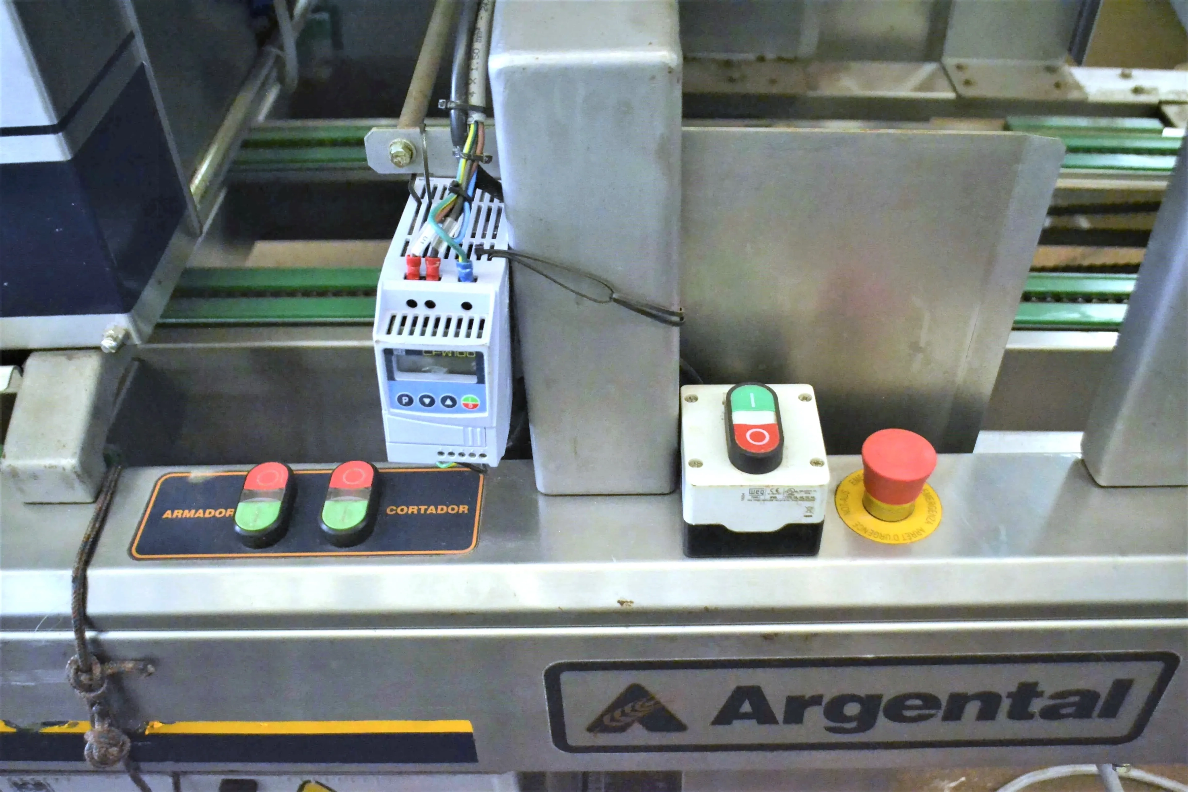 moldadora-para-massa-de-pao-grupo-automatico-universal-marca-argental