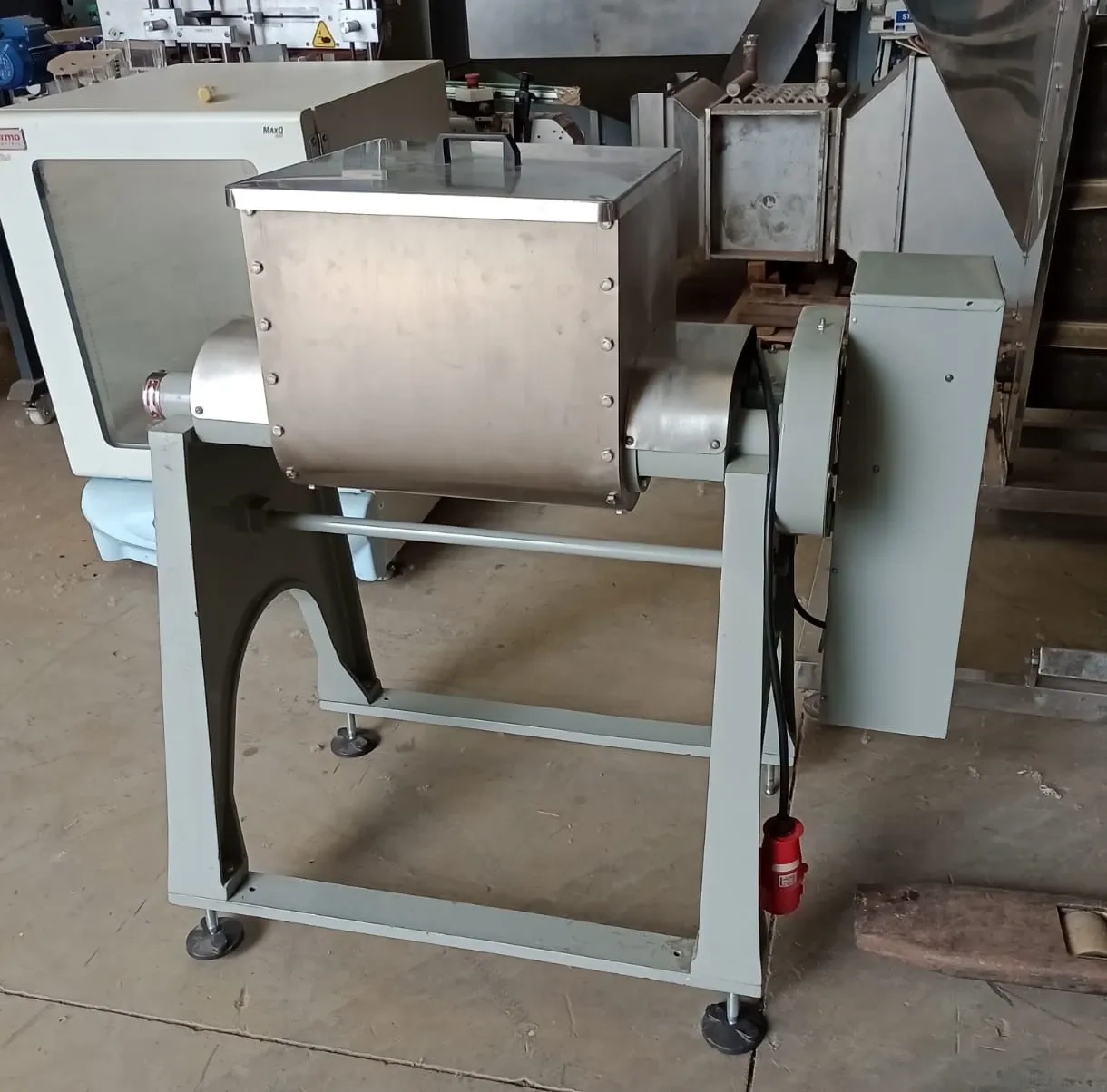 misturad-sigma-em-aco-inox-capacid-50-litros