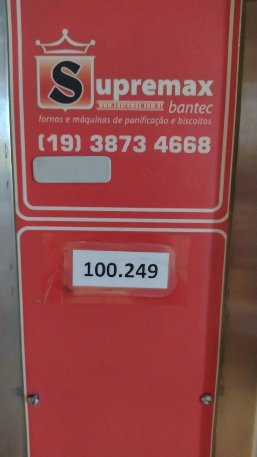 forno-rotativo-a-gas-em-inox-com-carrinho-duplo-marca-supremax