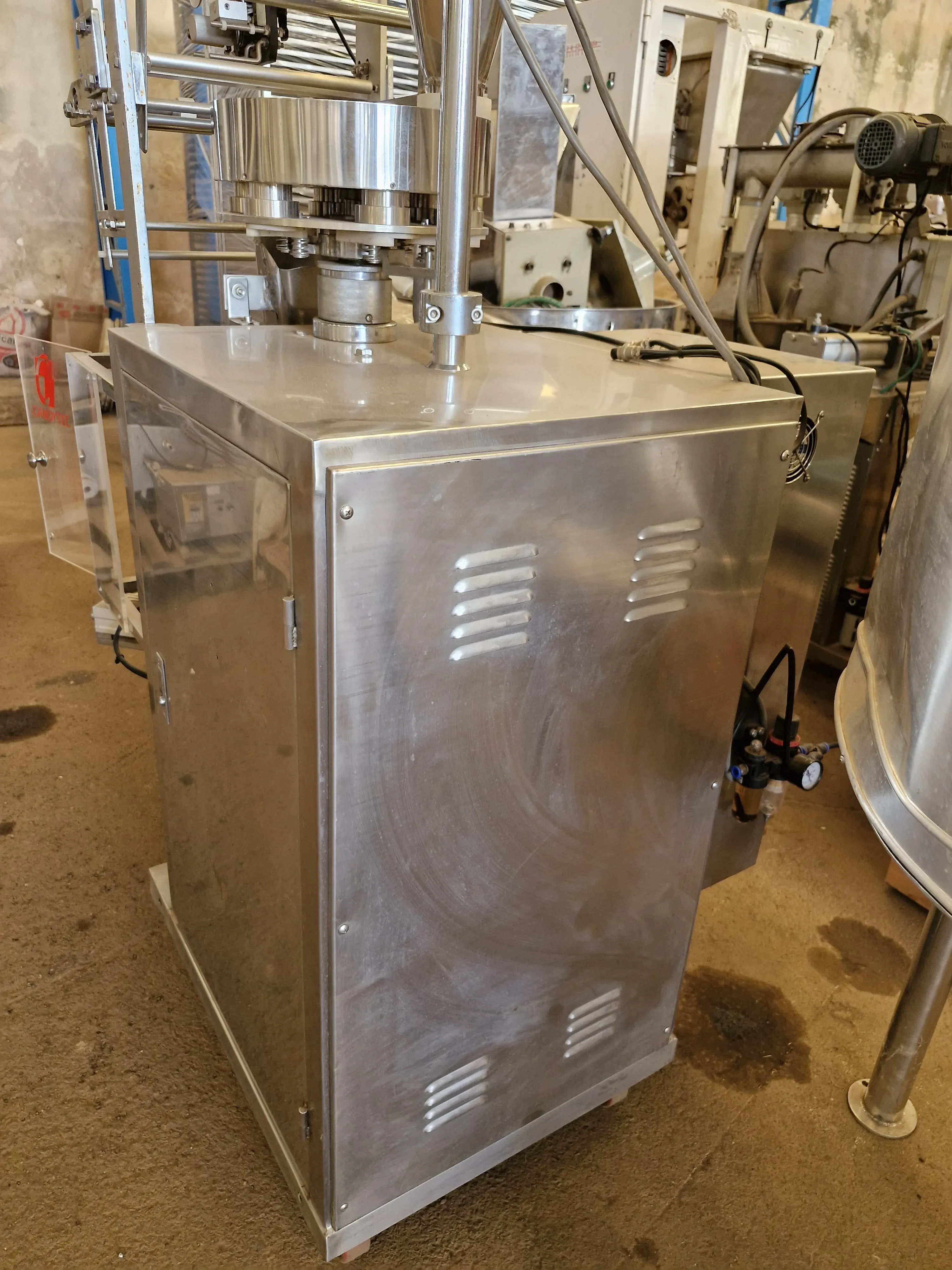 embaladora-vertical-para-graos-formato-piramidal