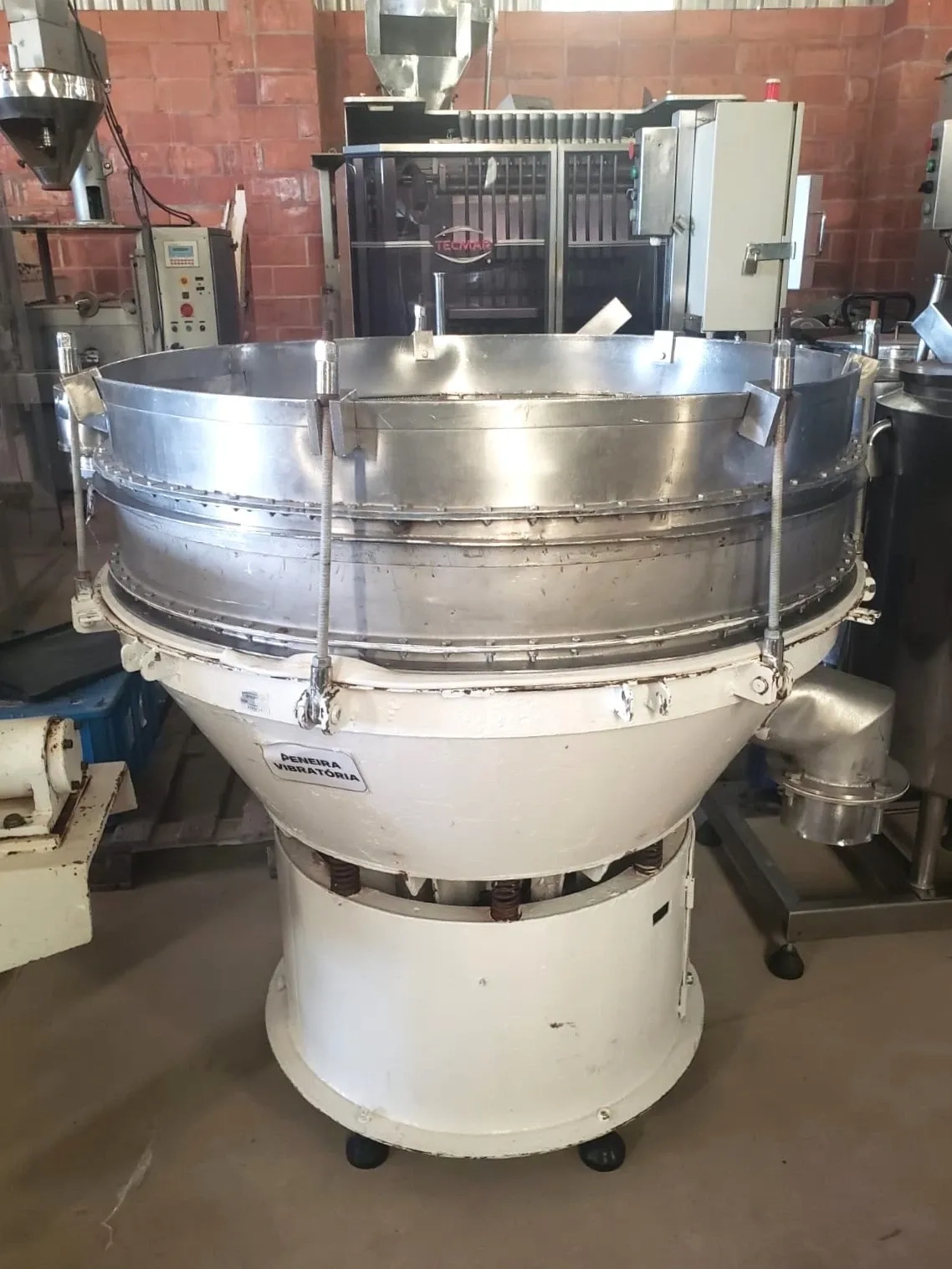 linha-fabric-granul-choc-macio-24-toneladas