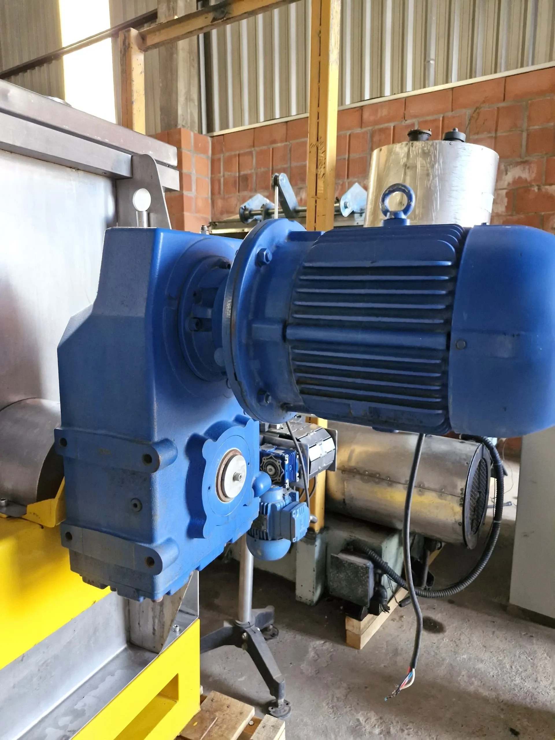 misturador-ribbon-blender-capacidade-1000-litros