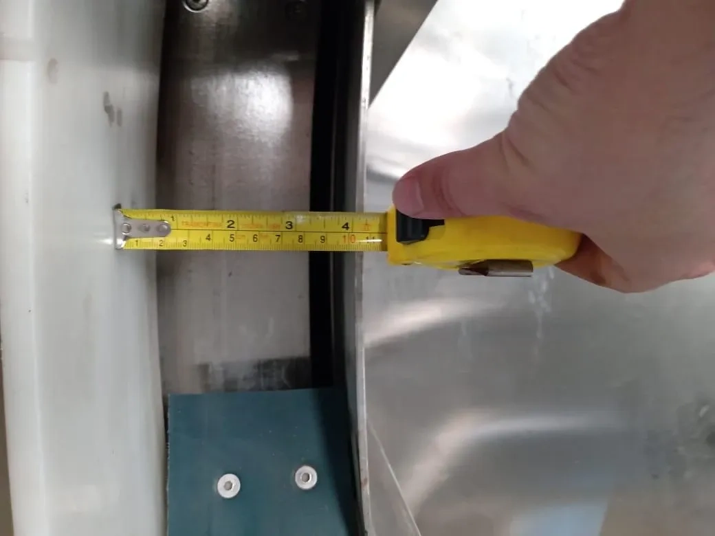 posicionador-de-frascos-com-pulmao-tipo-girafa-marca-imsb