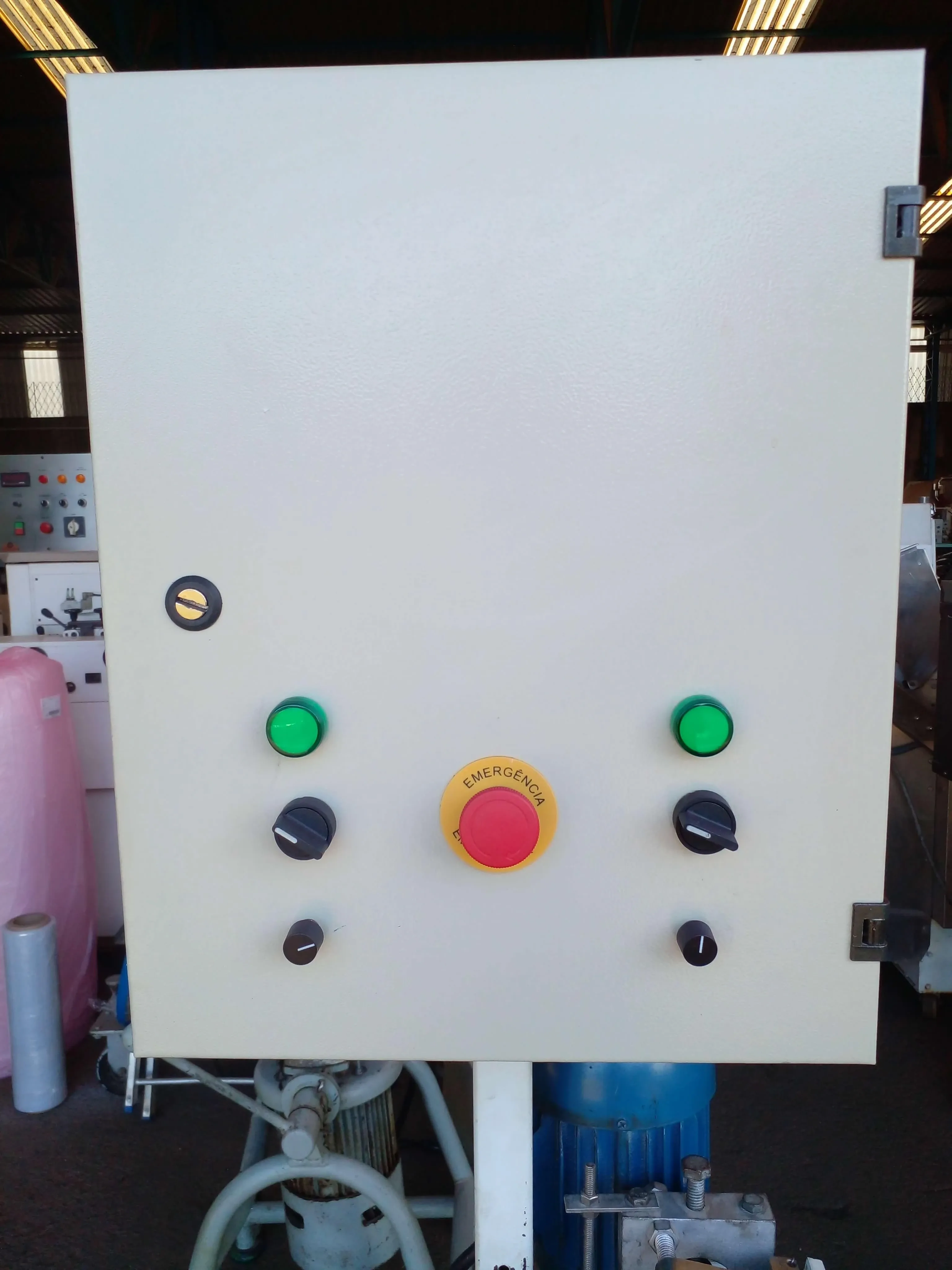 cilindro-acabam-dois-rolos-de-200-1