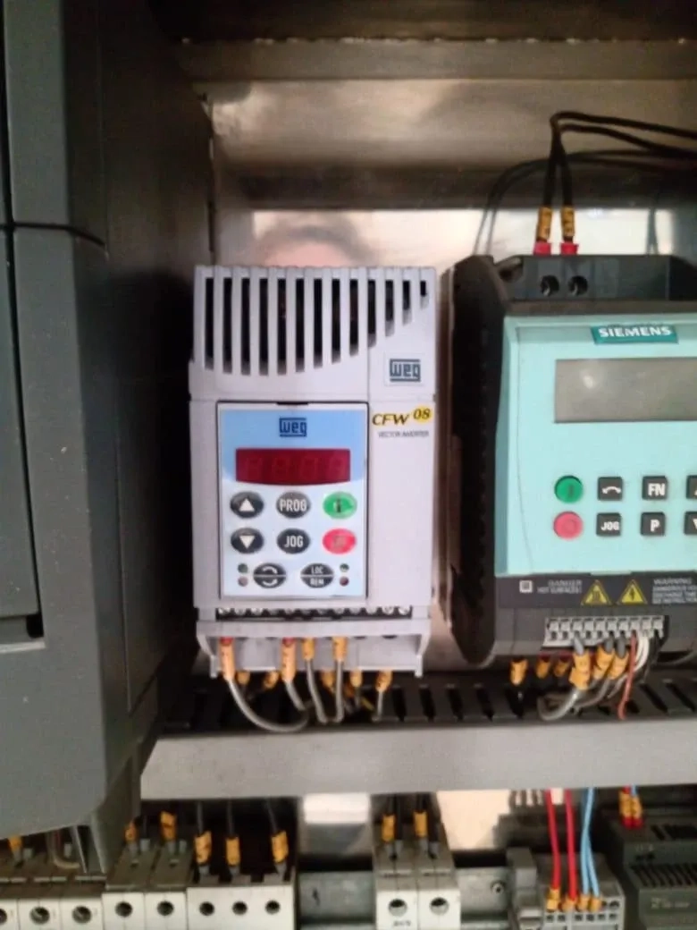 posicionador-de-frascos-com-pulmao-tipo-girafa-marca-imsb