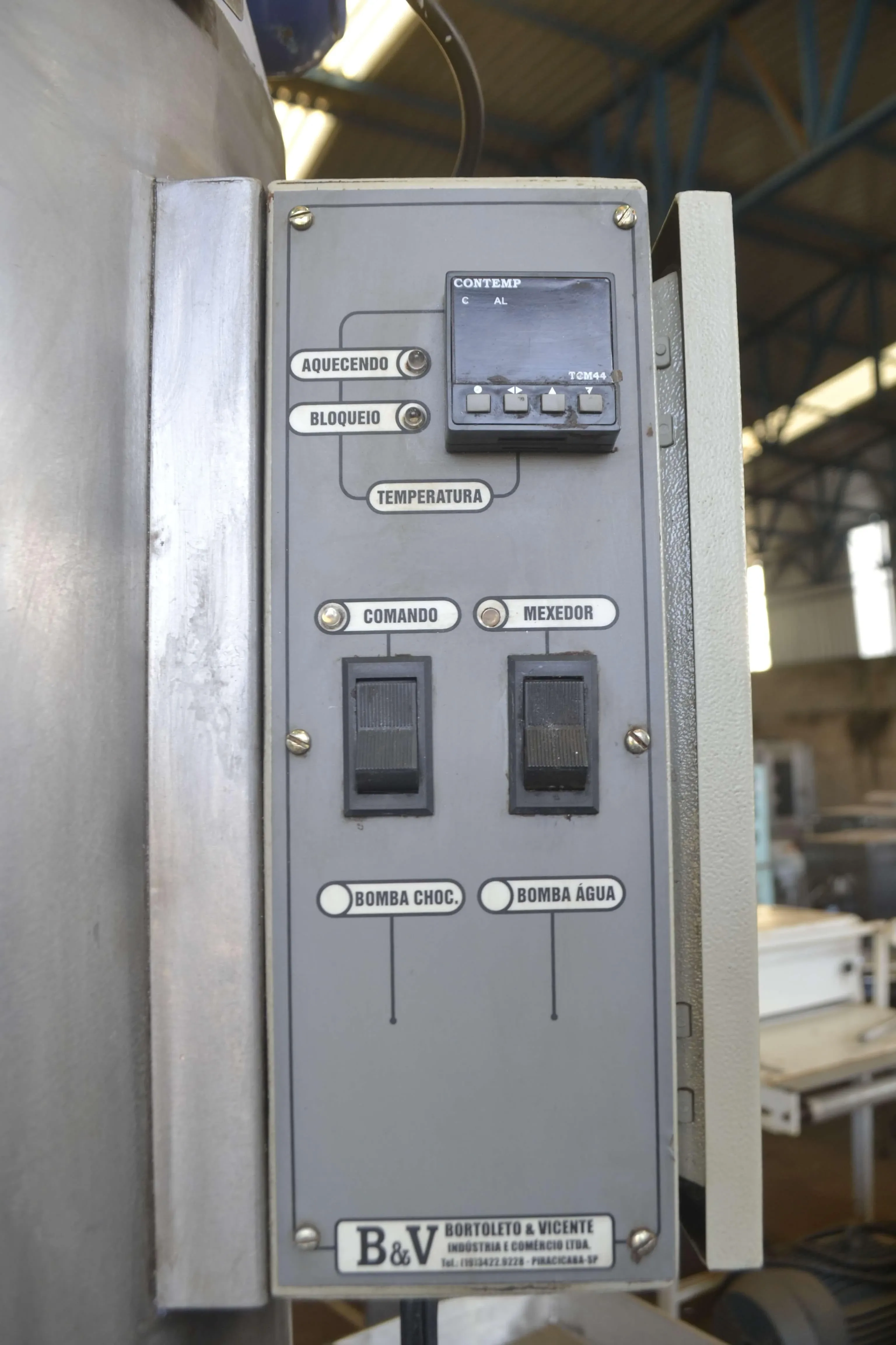 tanque-de-derretimento-de-chocolate-capacidade-100-litros-marca-bortoleto-vicente