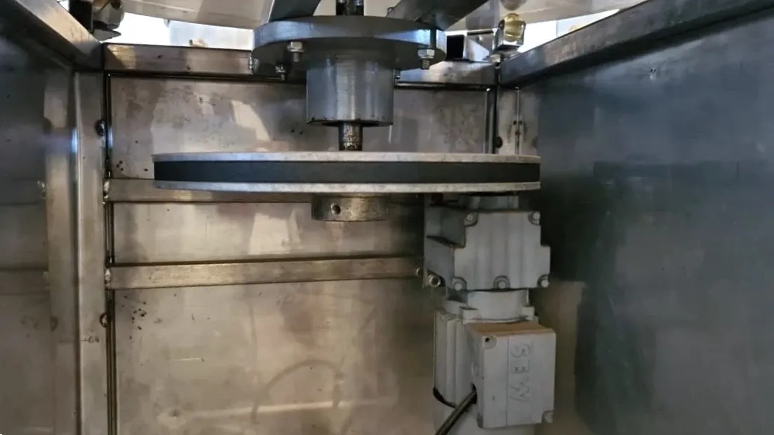mesa-acumuladora-aco-inox-diametro-800-mm