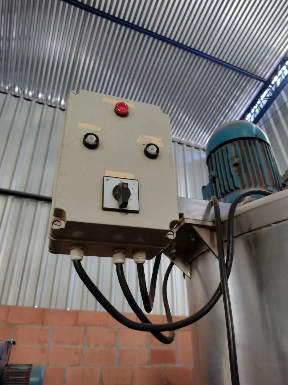 tanque-triturador-homogeneizador-em-aco-inox