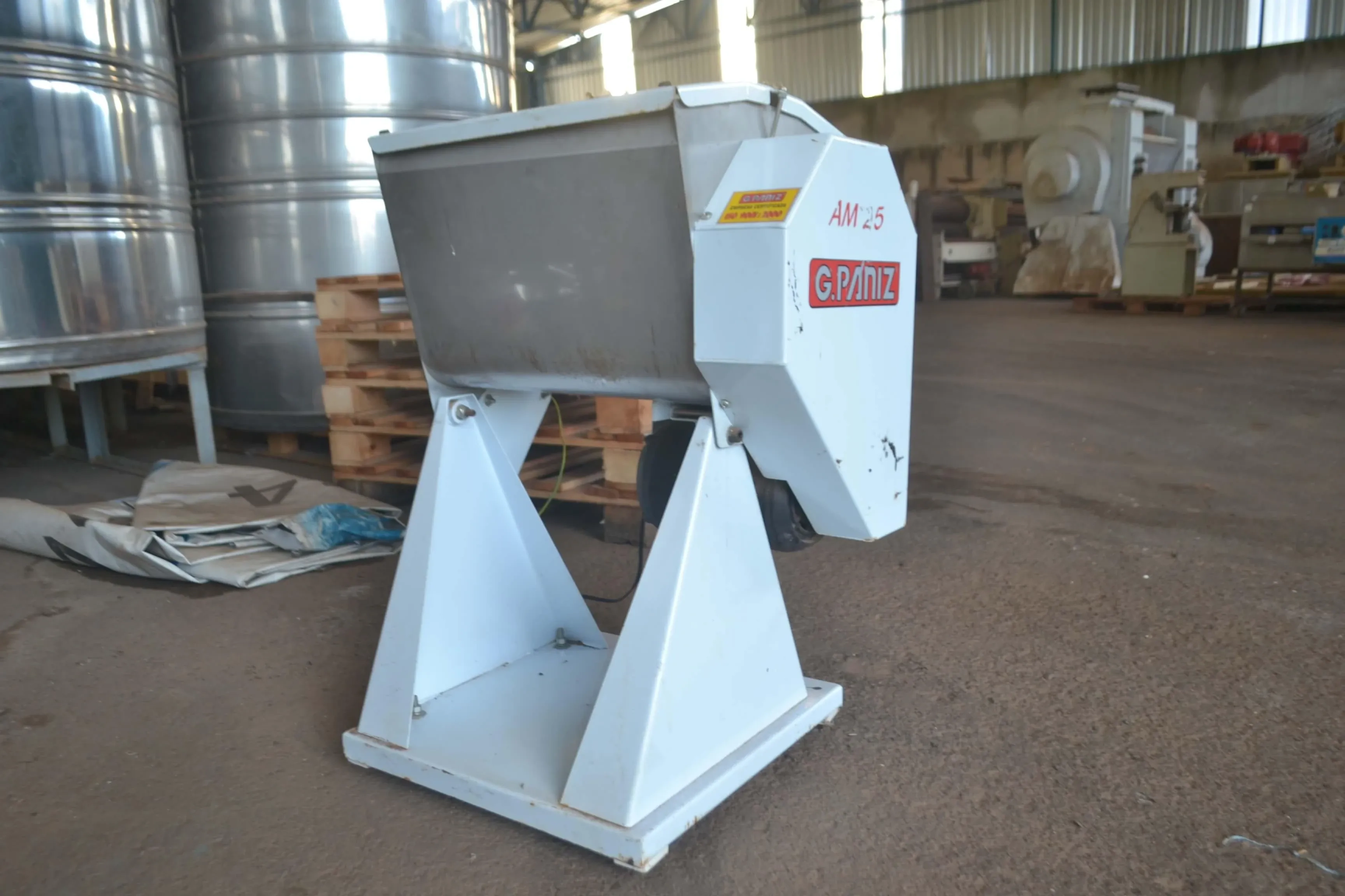 amassadeira-para-25-kg-de-massas-marca-gpaniz