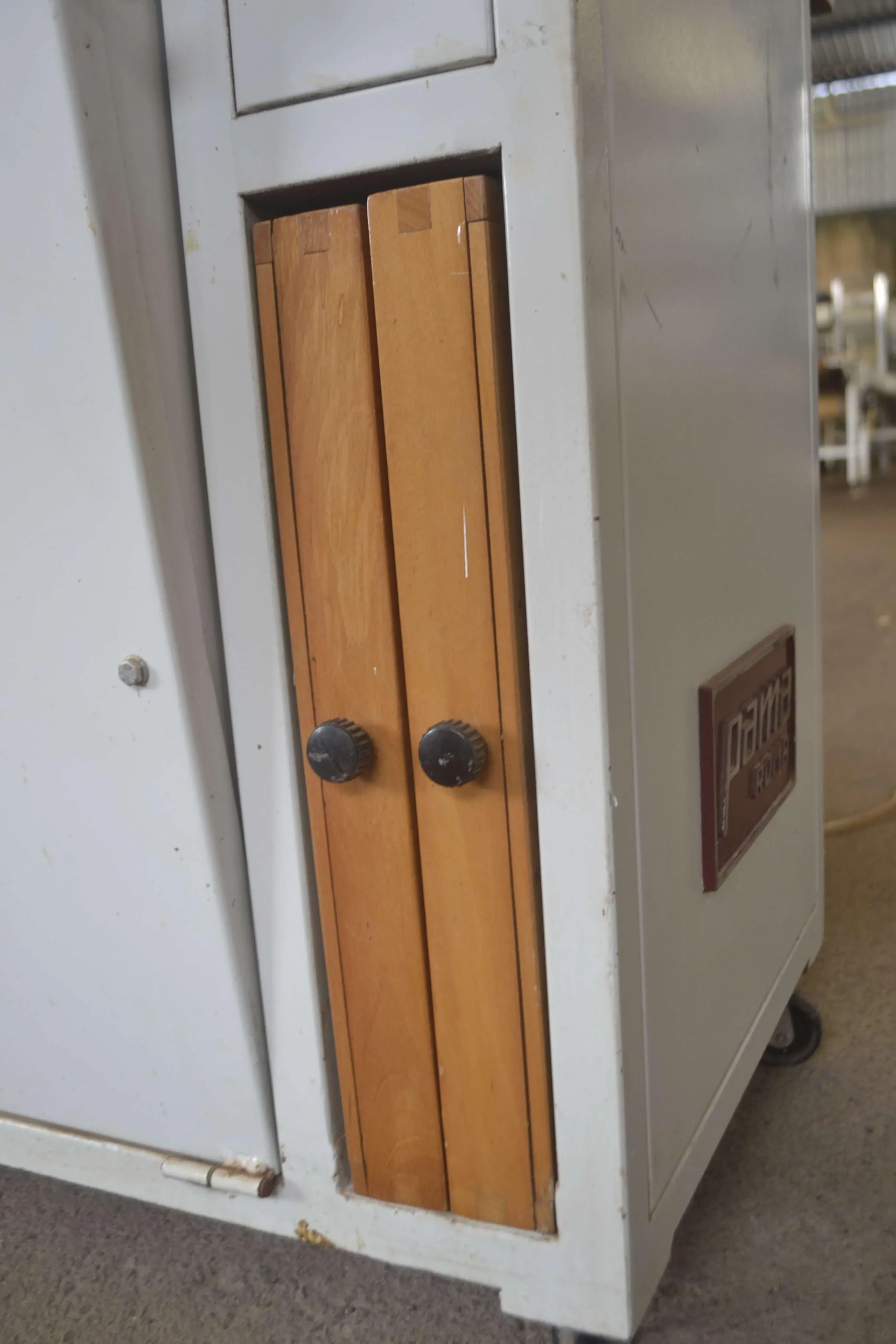 masseira-esfolhadeira-e-extrusora-capacidade-25-kg-hora-marca-pama-roma