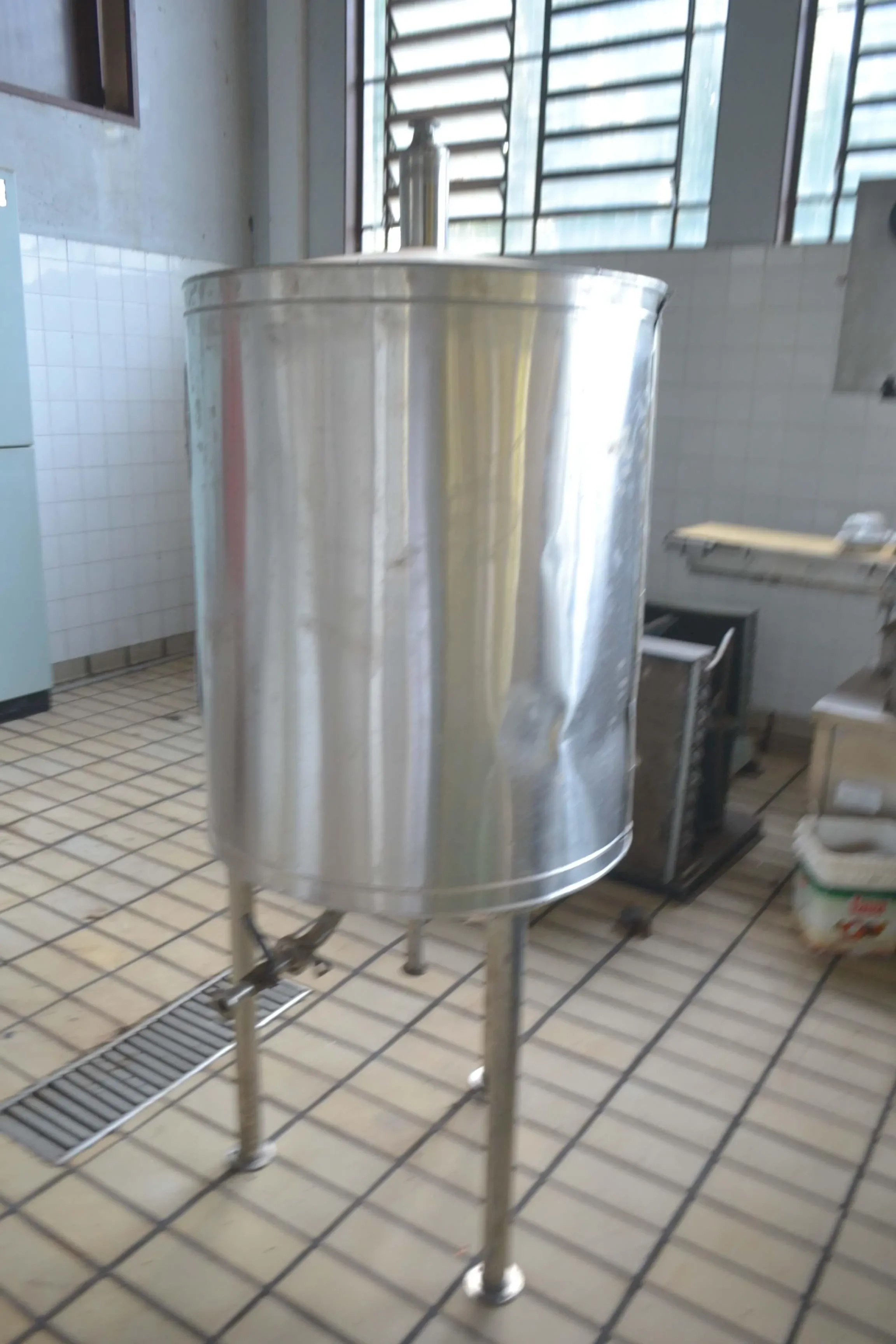 TANQUE-DESTILADOR-CAPACIDADE-500-LITROS