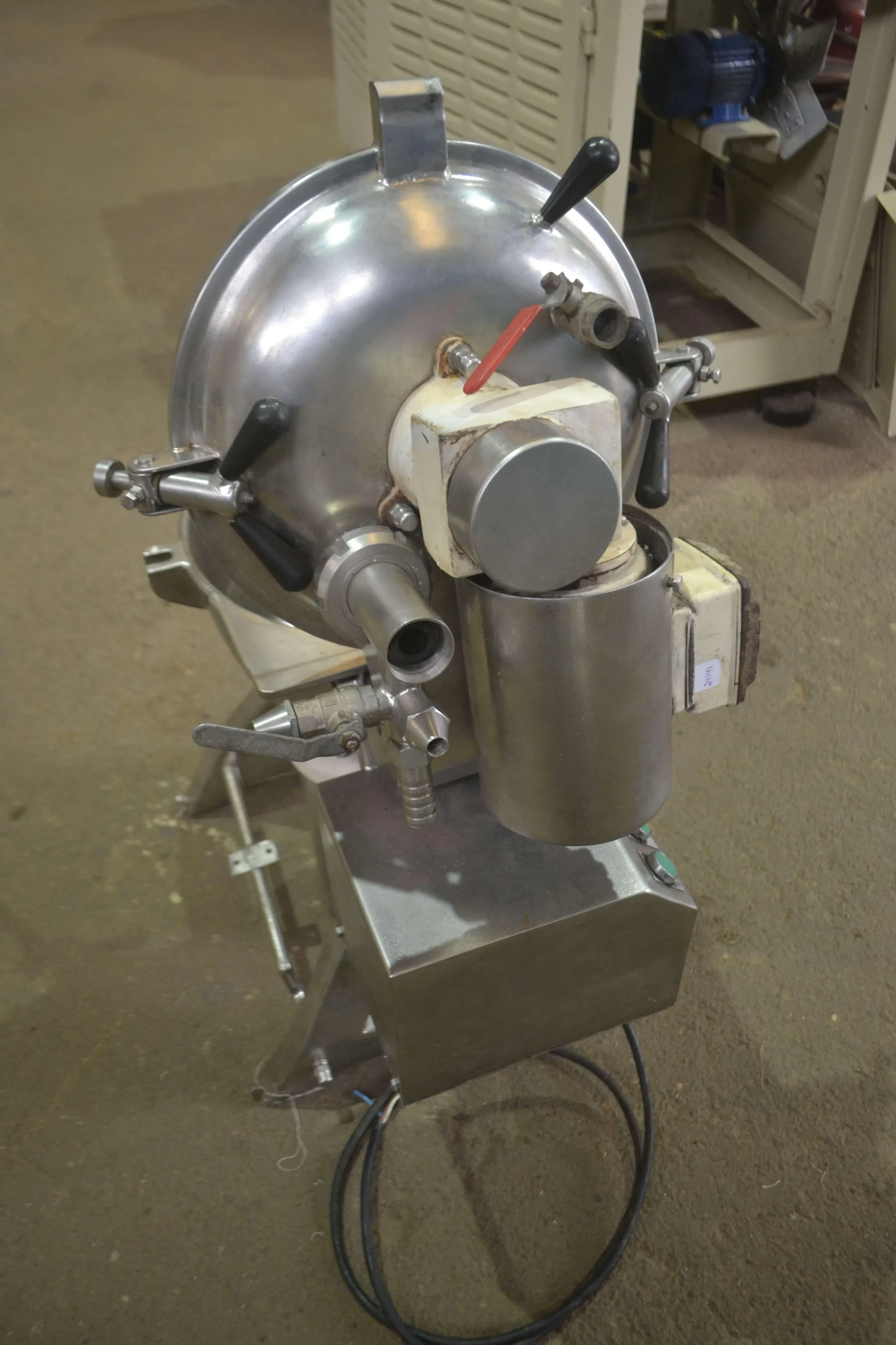 processador-universal-cutter-capacidade-12-litros-marca-geiger