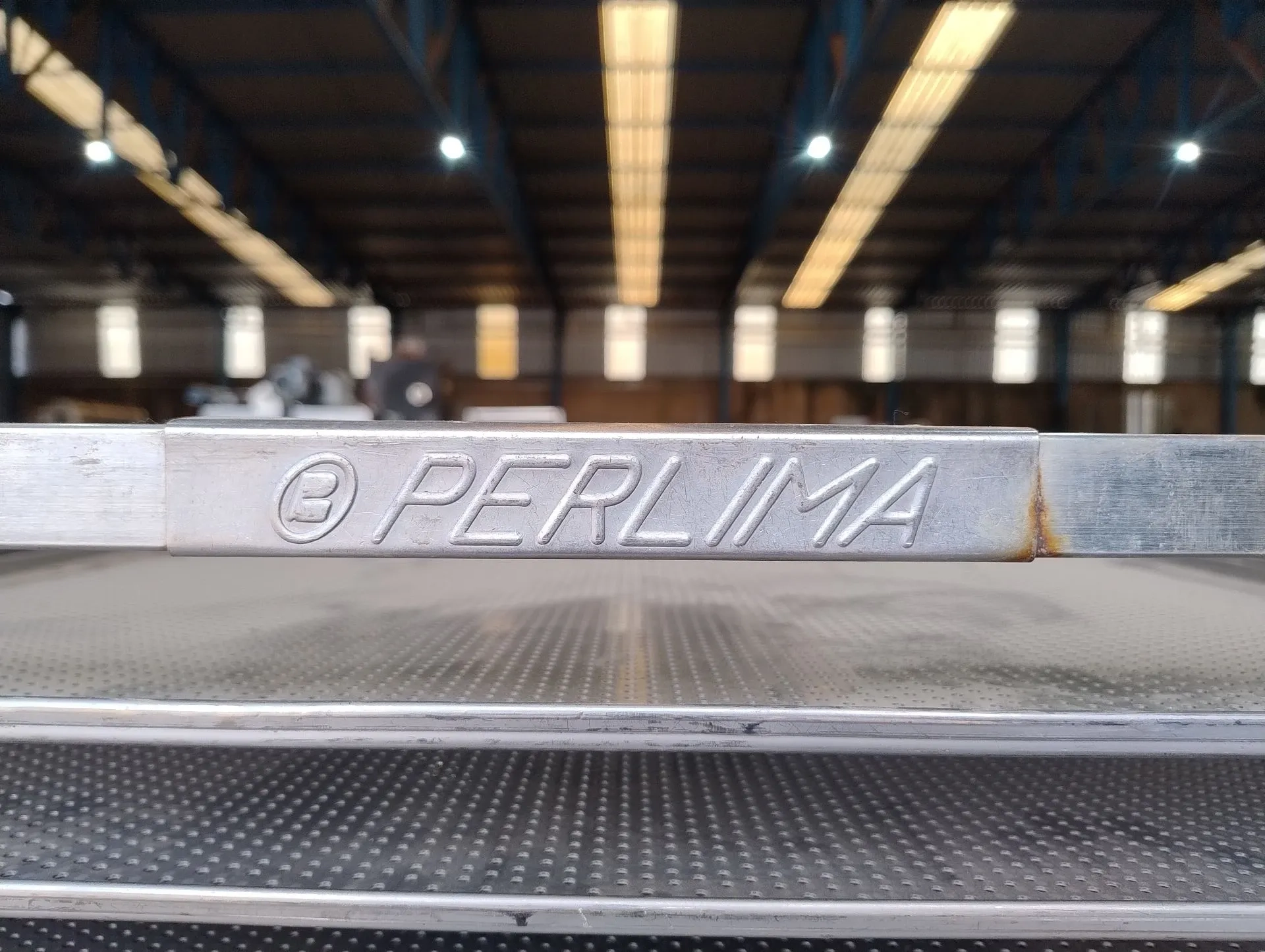 carrinho-aberto-para-transporte-resfriamento-e-descanso-de-alimentos-em-aco-inox