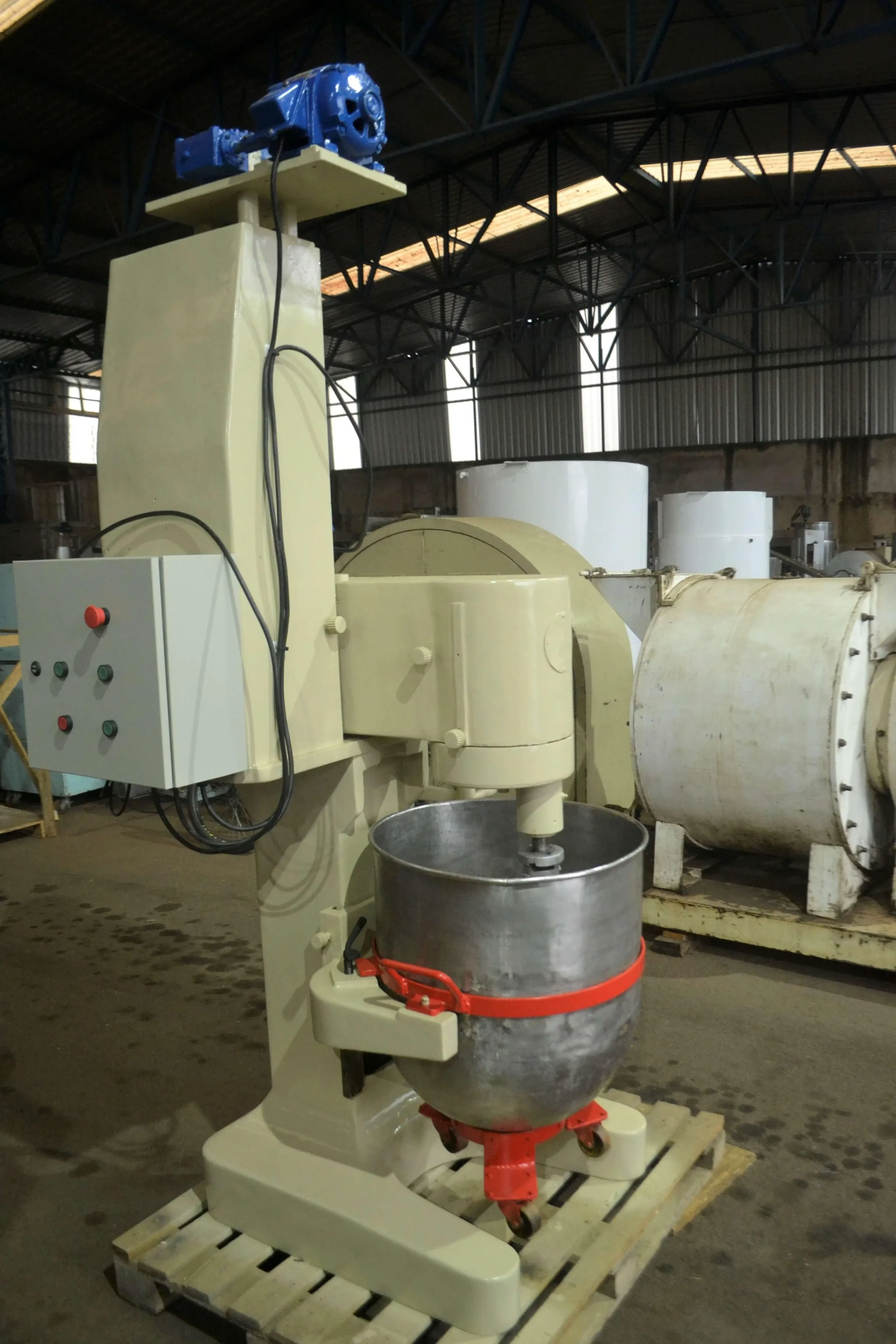 batedeira-capacidade-100-litros-marca-amadio-1753