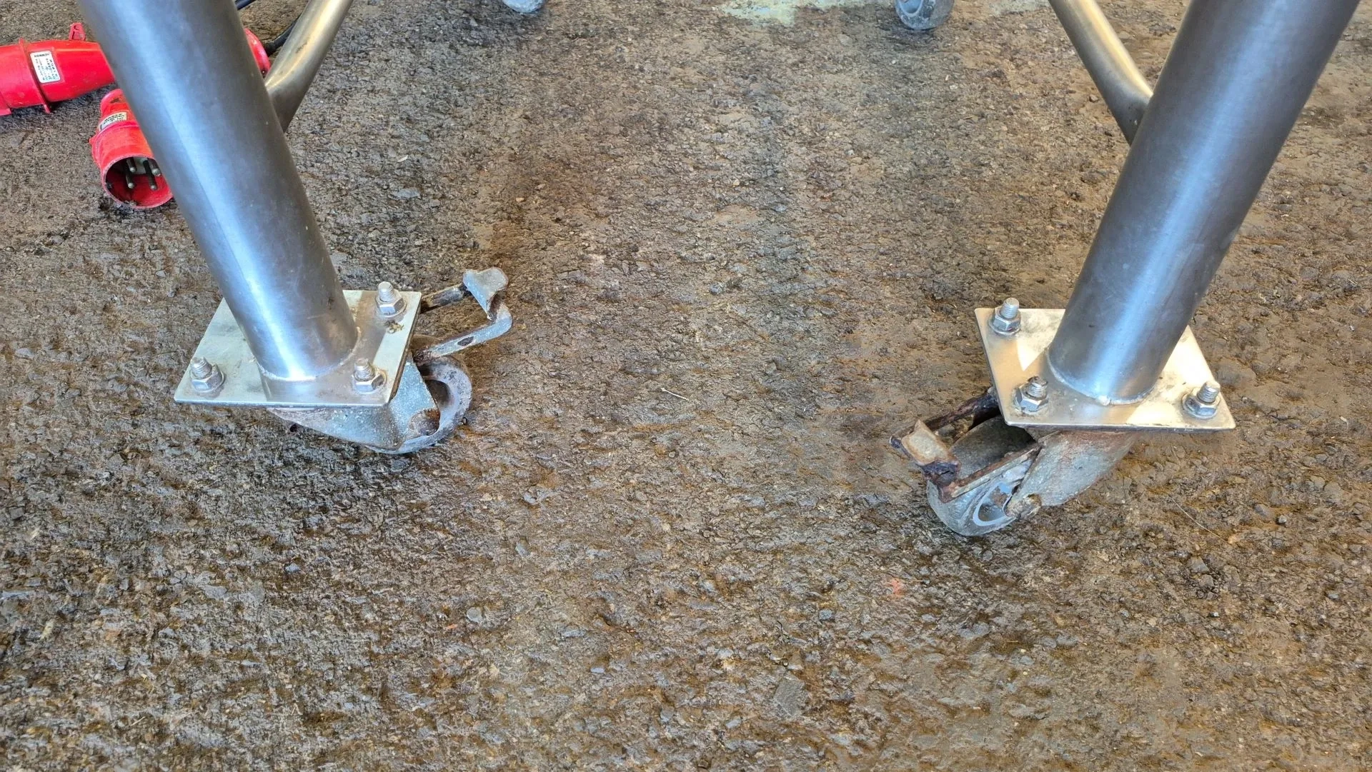 cortadora-e-recheadora-de-pao-de-alho-baguete-e-bolinha-marca-maquinas-dom