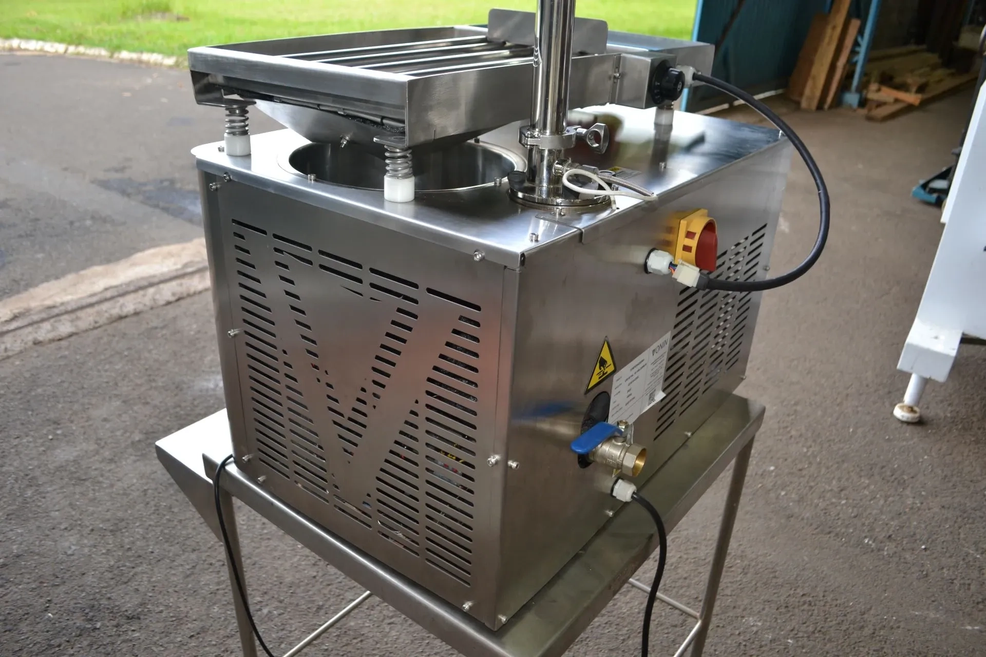 temperadeira-de-chocolate-marca-vonin-modelo-crystal-t-10