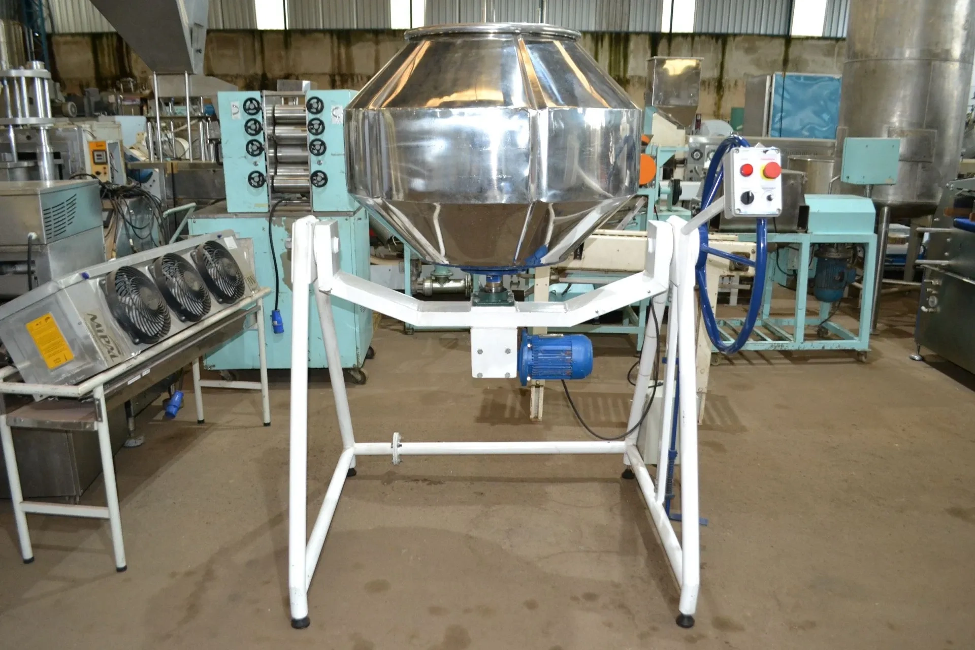 drageadeira-tipo-tangerina-em-aco-inox-capacidade-100-litros