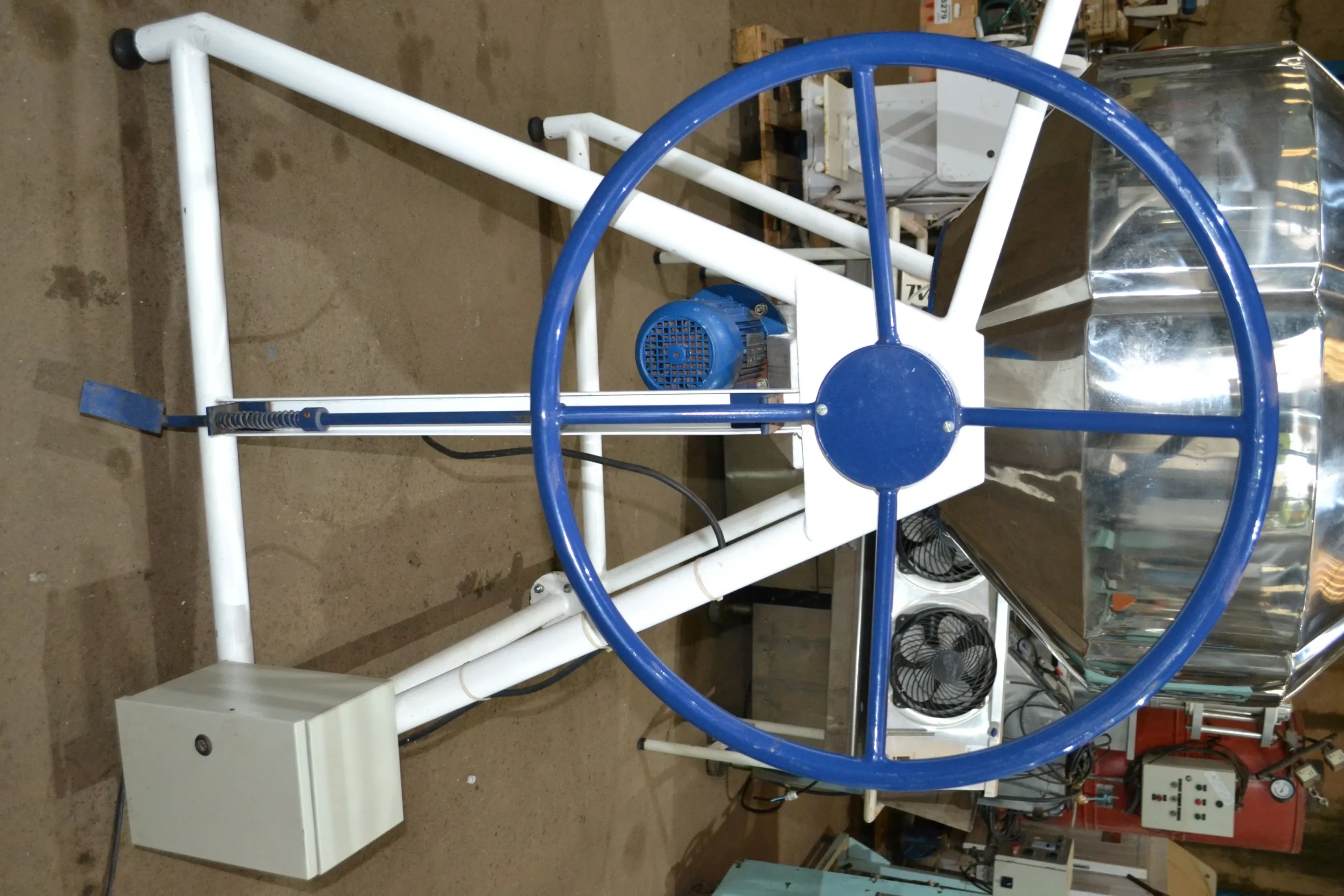 drageadeira-tipo-tangerina-em-aco-inox-capacidade-100-litros