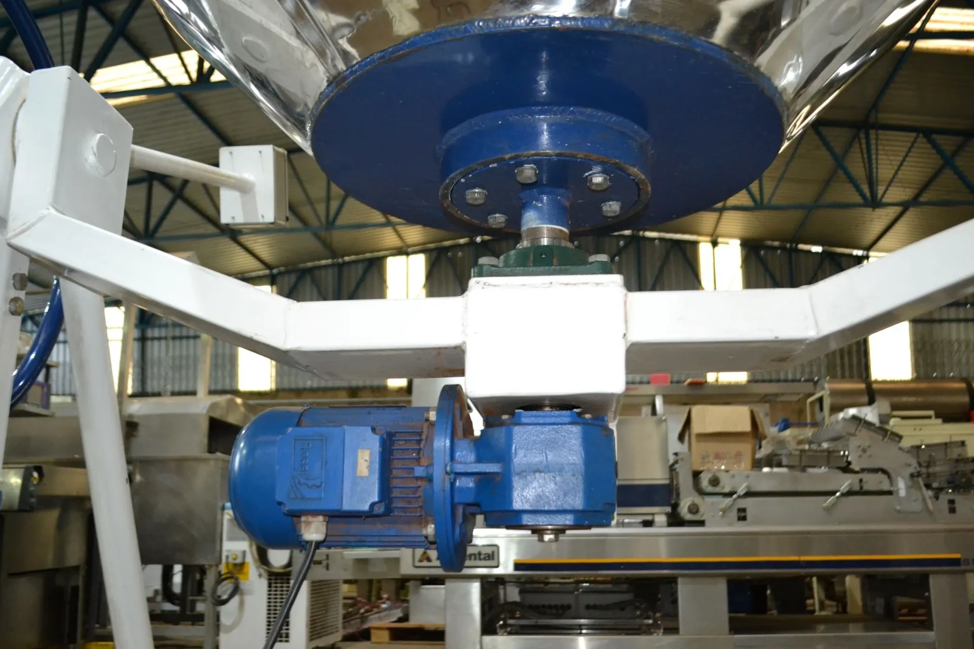 drageadeira-tipo-tangerina-em-aco-inox-capacidade-100-litros