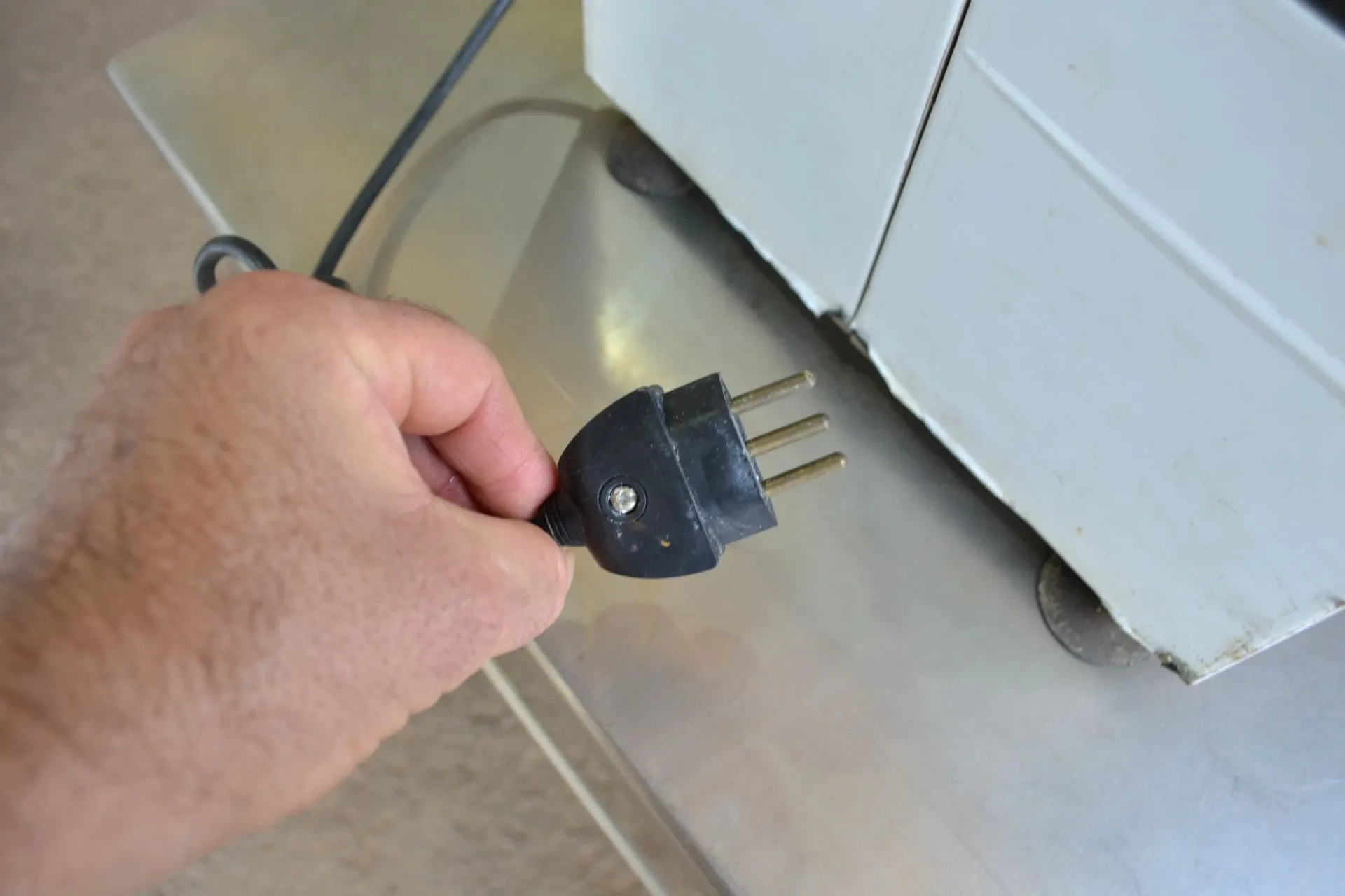 mesa-vibratoria-para-chocolate-marca-finamac