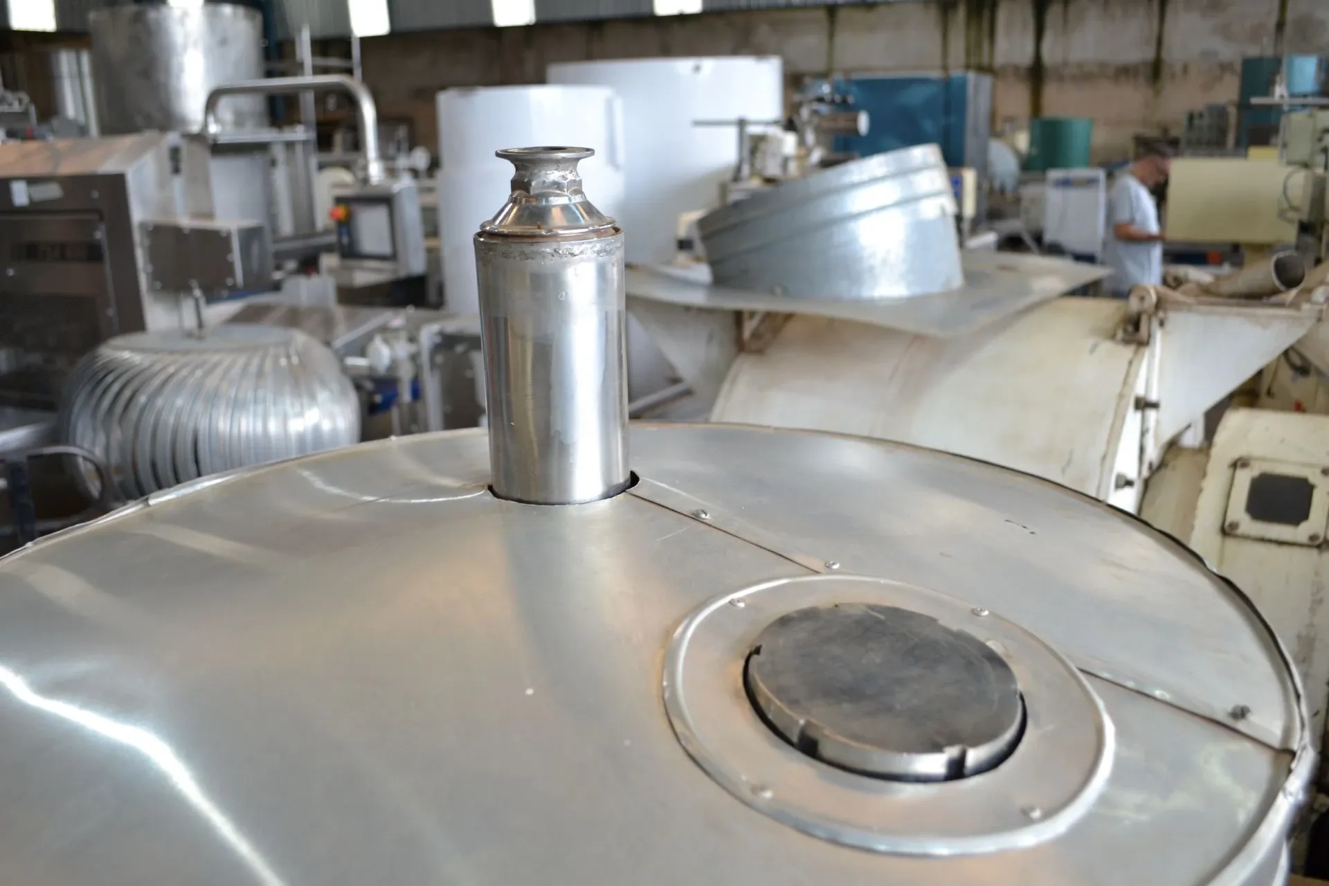 TANQUE-DESTILADOR-CAPACIDADE-500-LITROS