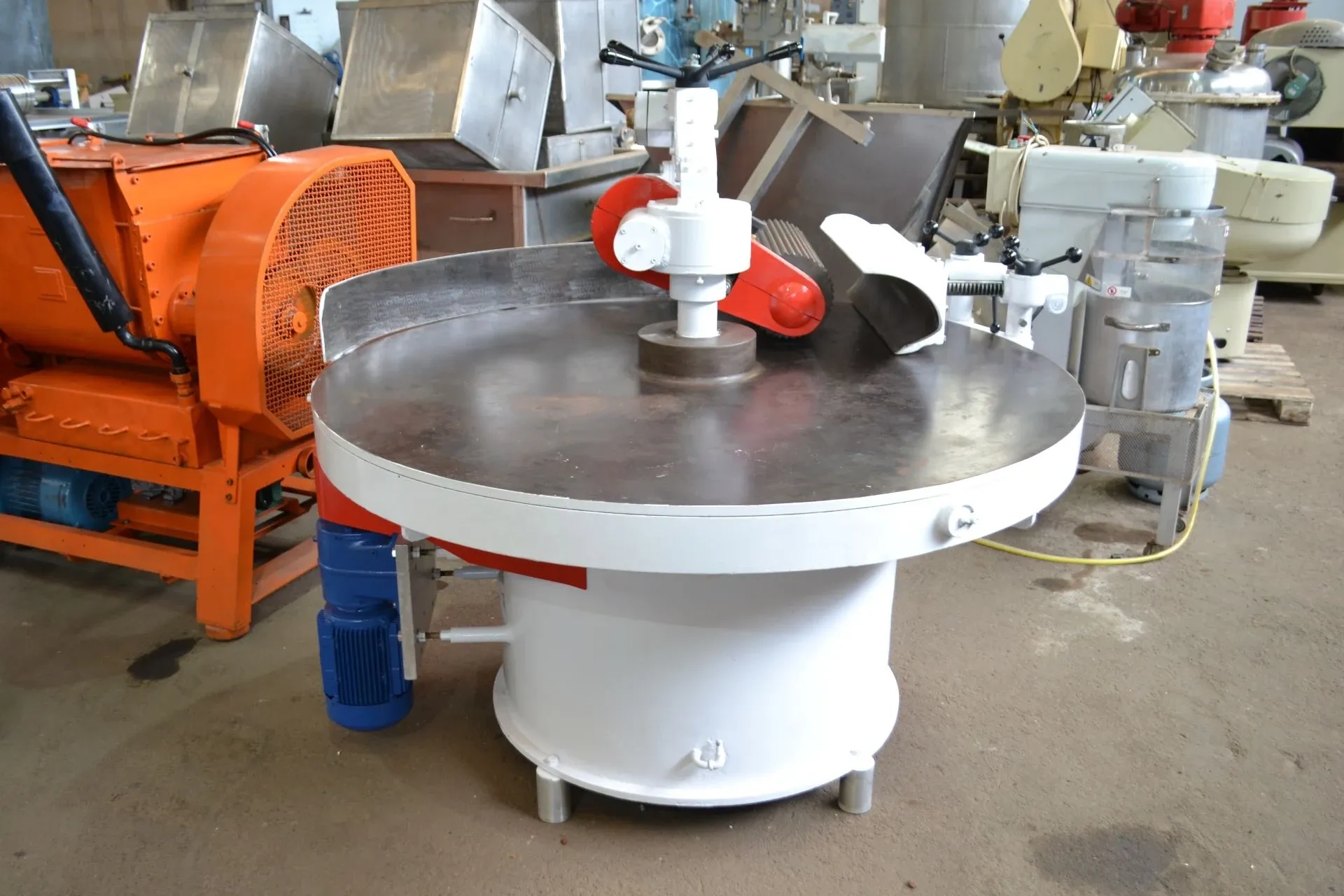 mesa-massageadora-de-massa-de-bala-manteiga-e-outros