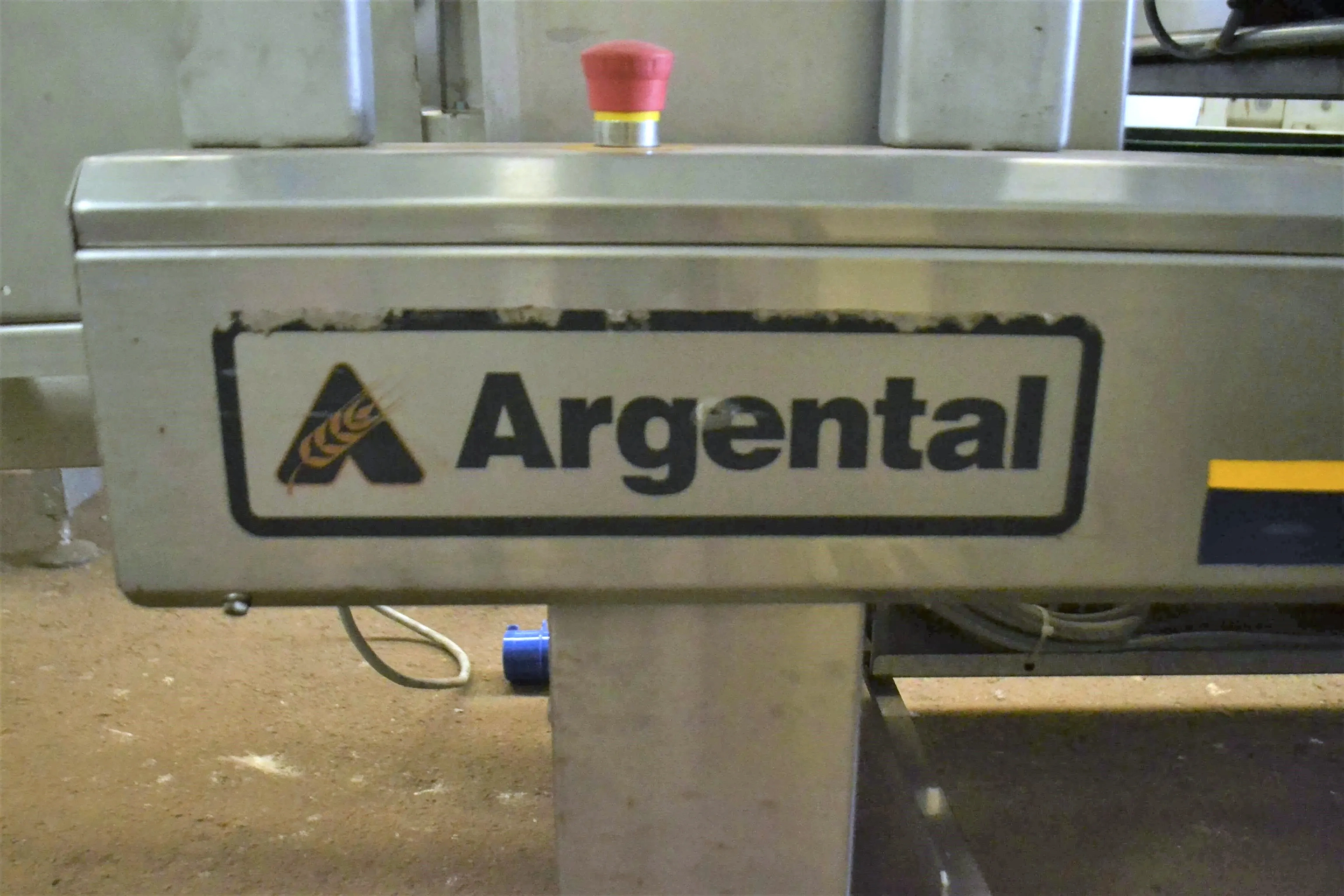 moldadora-para-massa-de-pao-grupo-automatico-universal-marca-argental