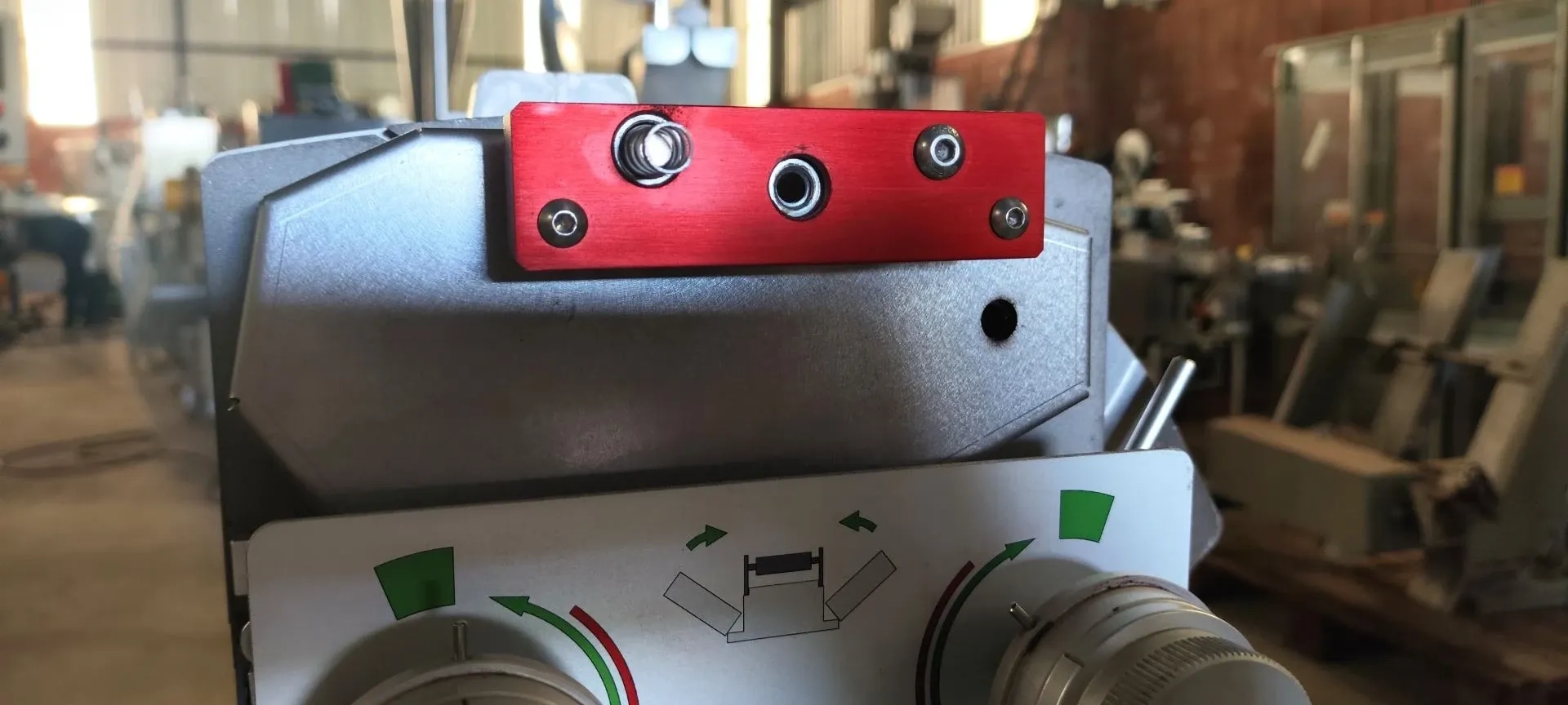 tri-cilindro-refinador-de-rolos-de-bancada-marca-exakt