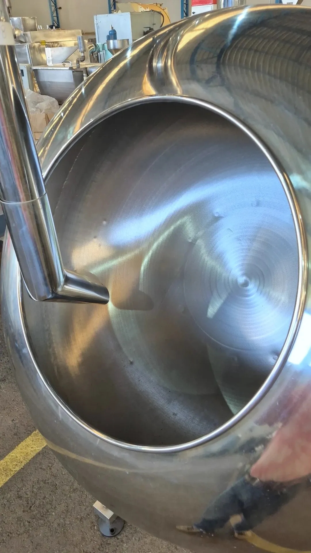 drageadeira-em-aco-inox-com-insuflador-de-ar-quente-frio-capacidade-aproximada-200-litros