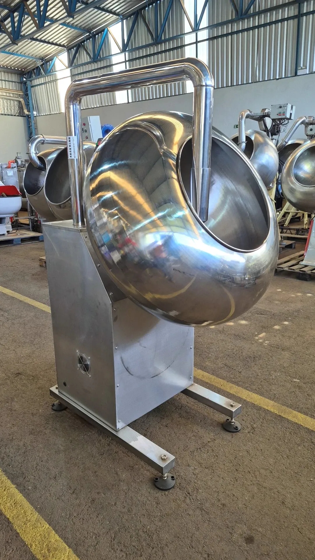 drageadeira-em-aco-inox-com-insuflador-de-ar-quente-frio-capacidade-aproximada-200-litros